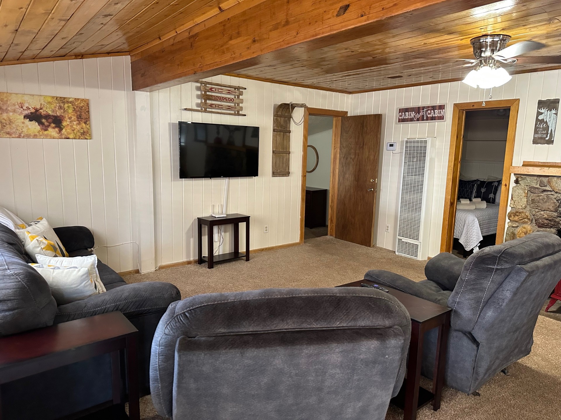 Maverick Retreat in Red River