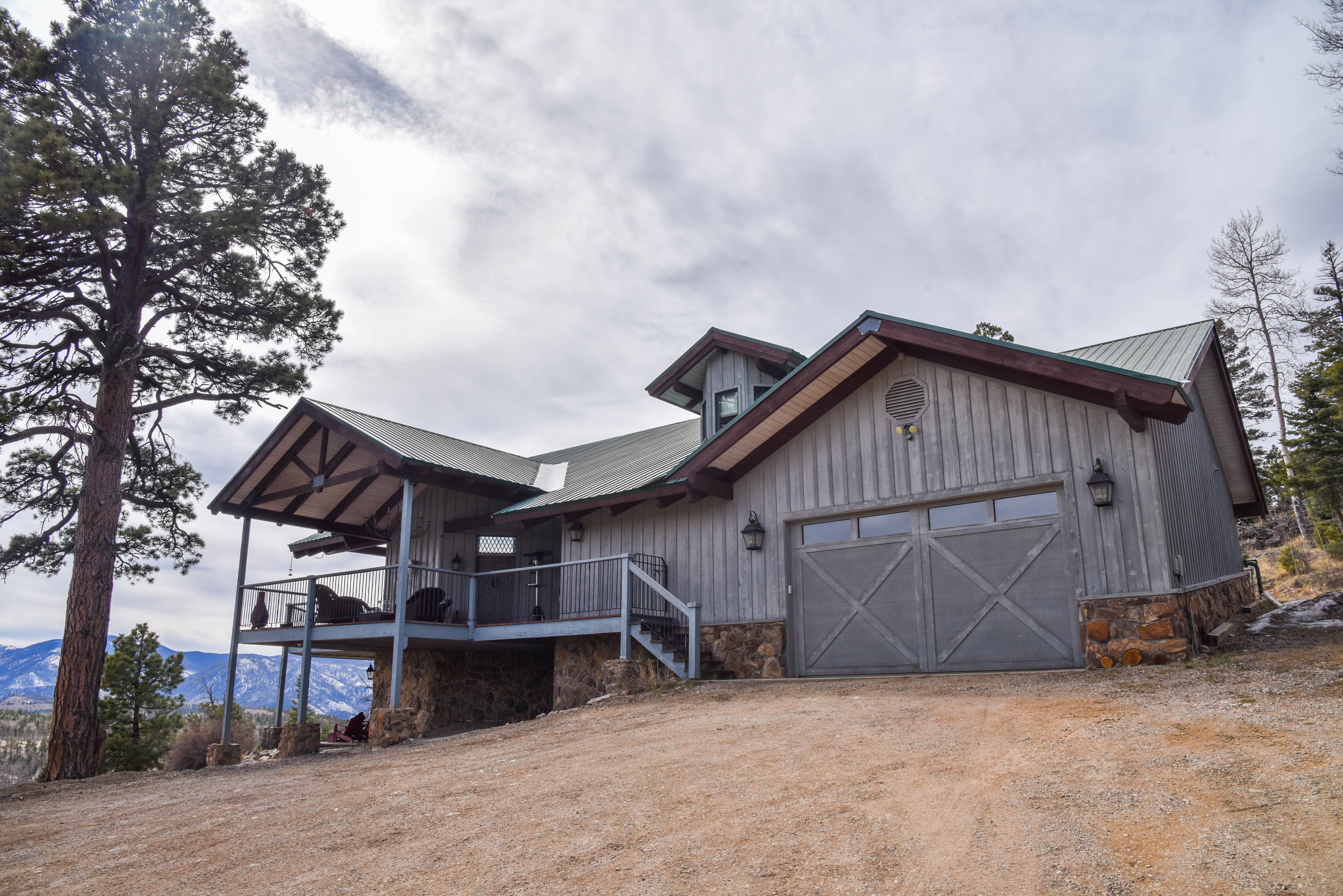 Bobcat Peak- Luxury home on Bobcat Pass