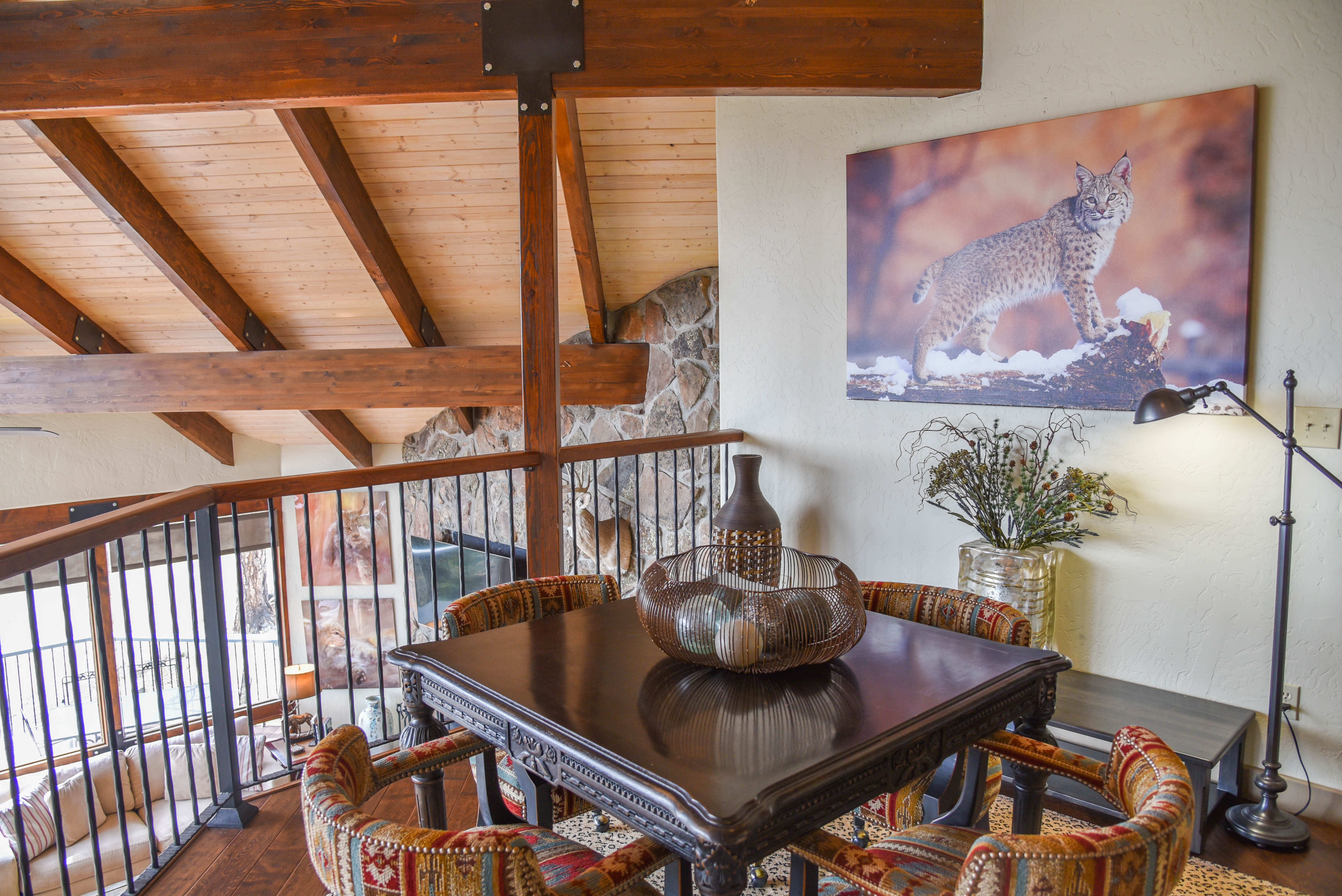 Bobcat Peak- Luxury home on Bobcat Pass