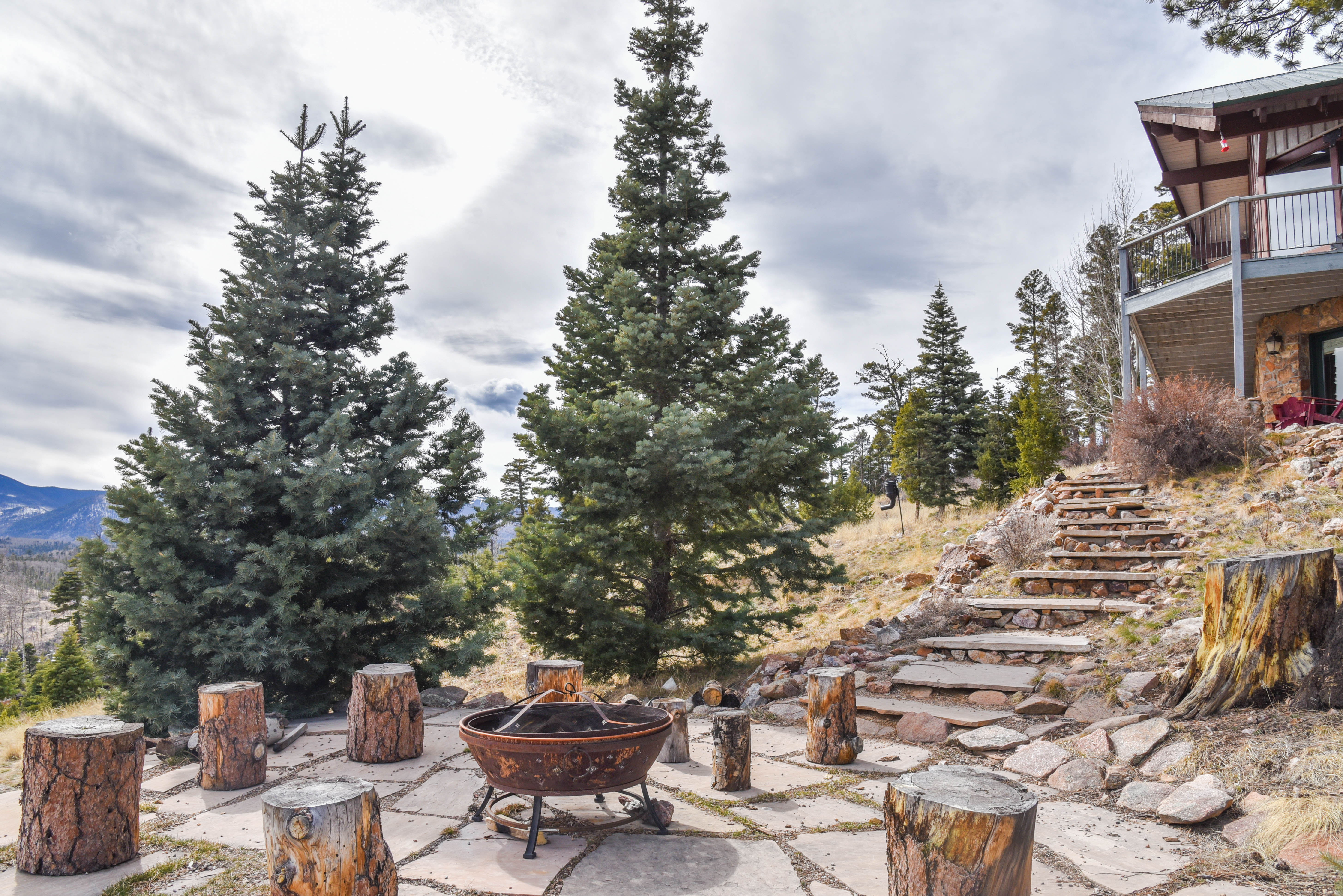 Bobcat Peak- Luxury home on Bobcat Pass