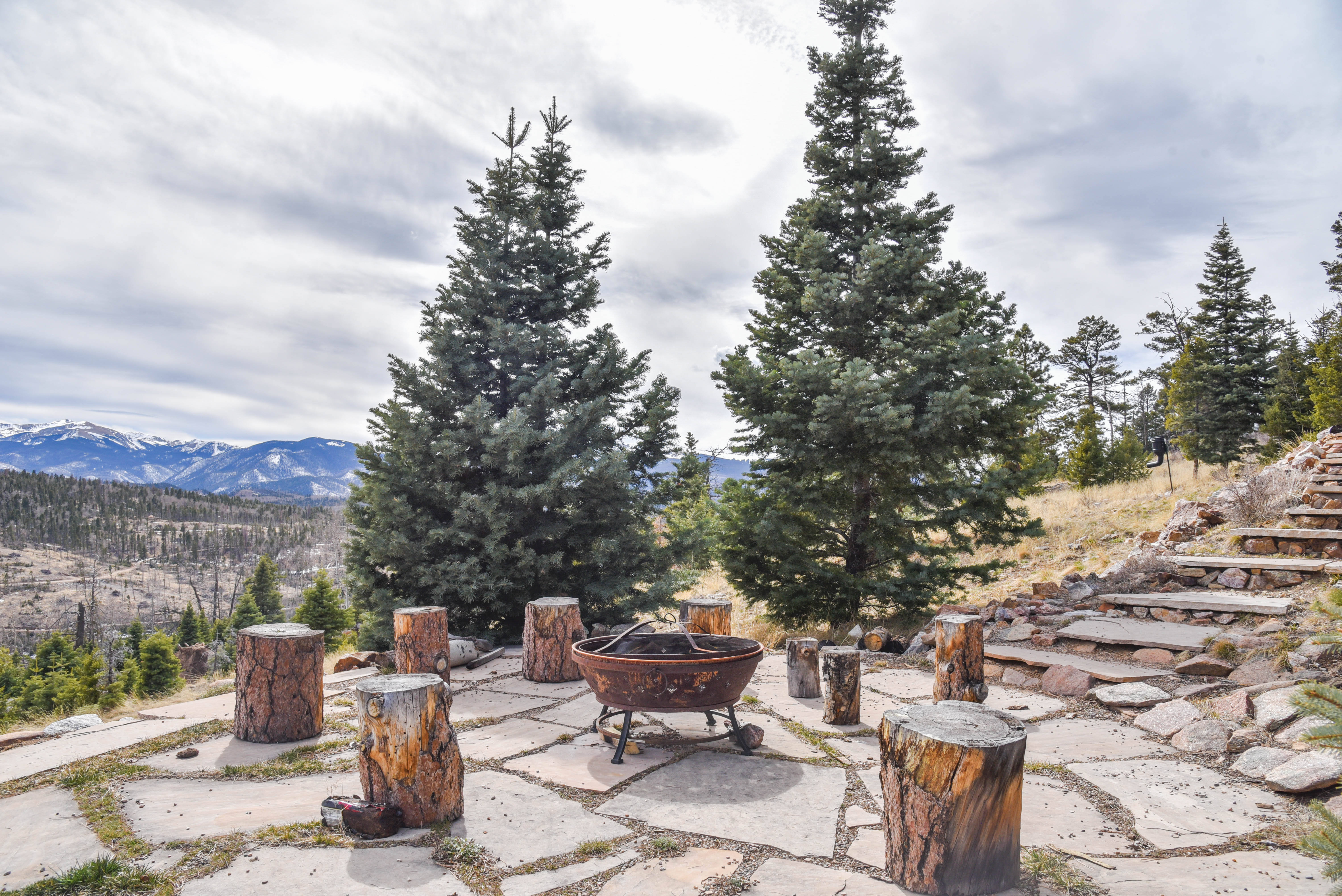 Bobcat Peak- Luxury home on Bobcat Pass