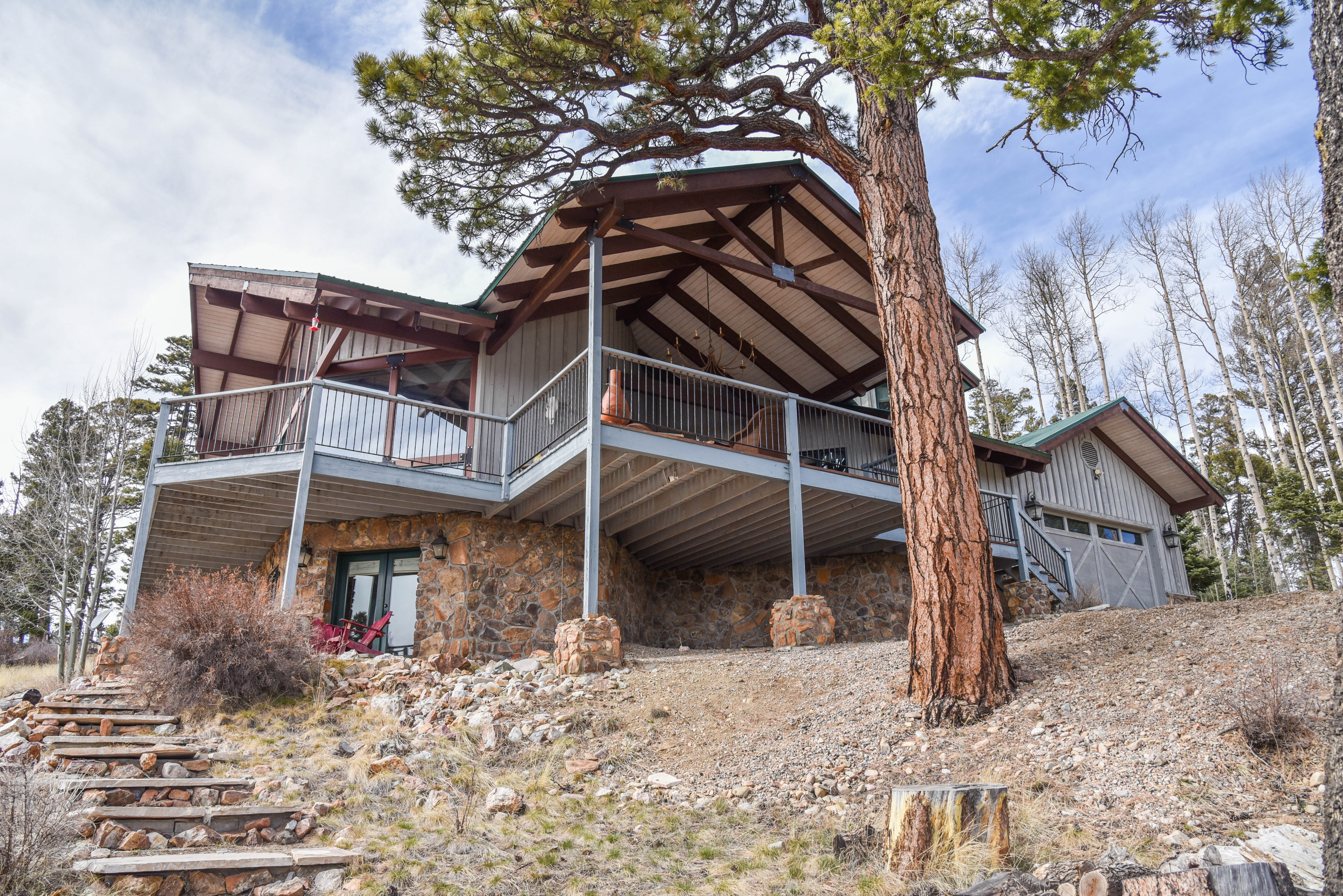 Bobcat Peak- Luxury home on Bobcat Pass