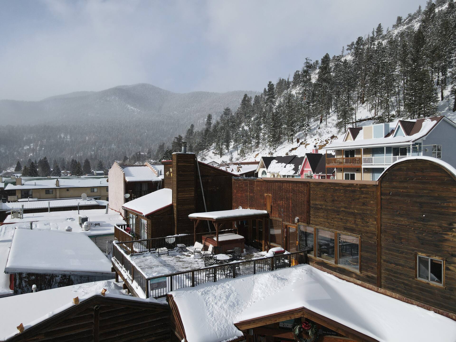 Alpine Summit Lodge - Formally 4K View