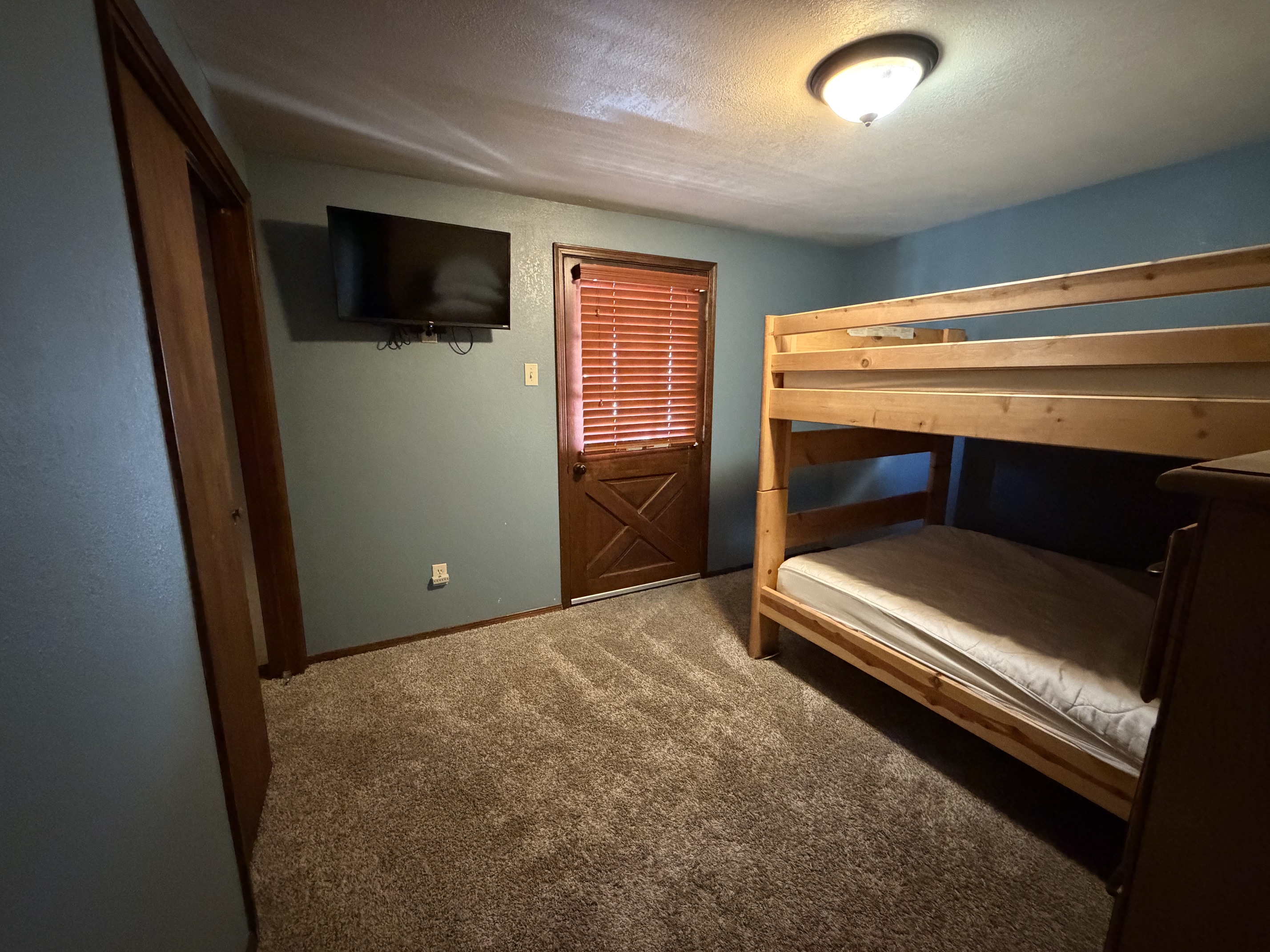 Last Chance Cabin