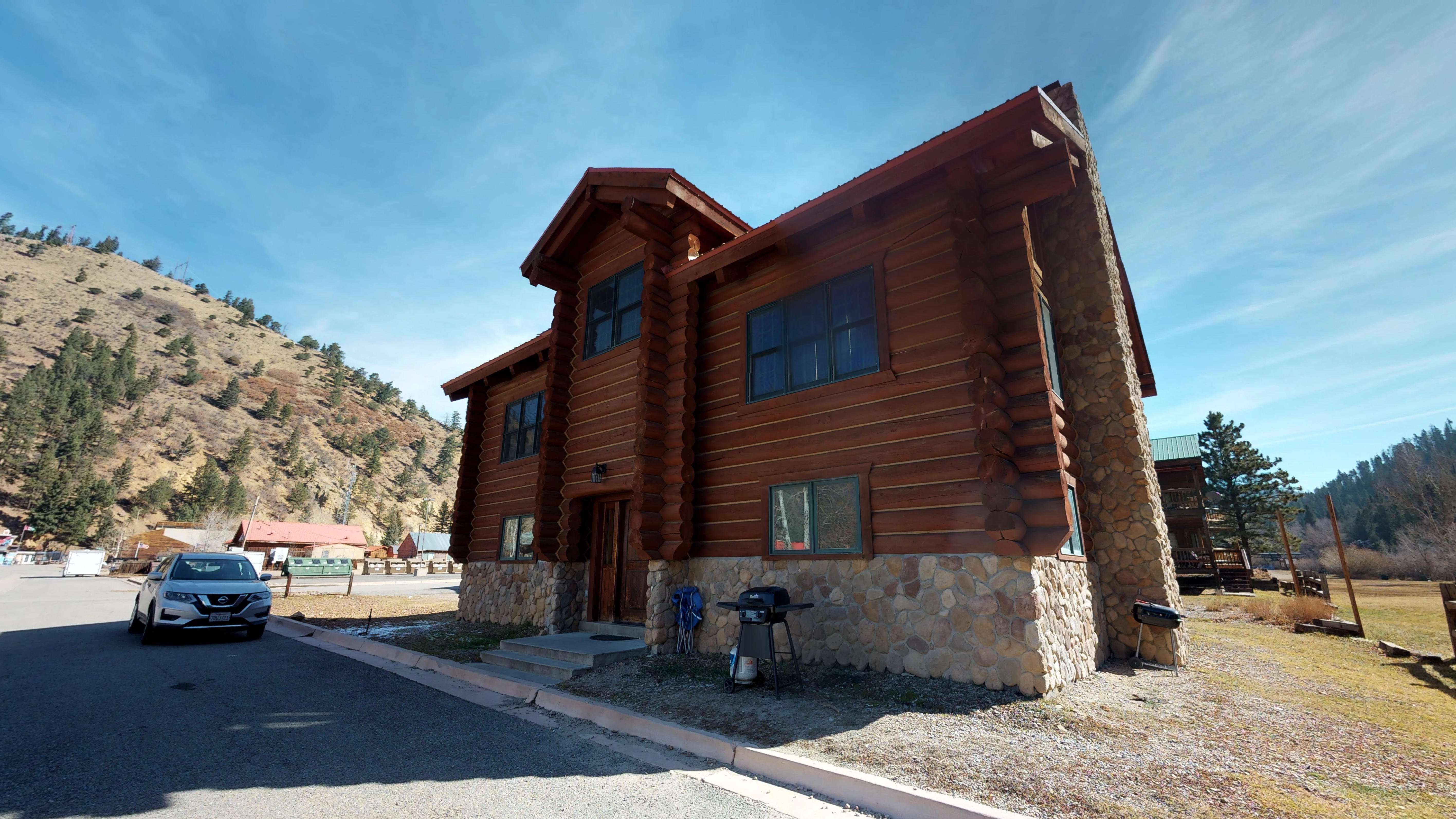 101 River - Full Property