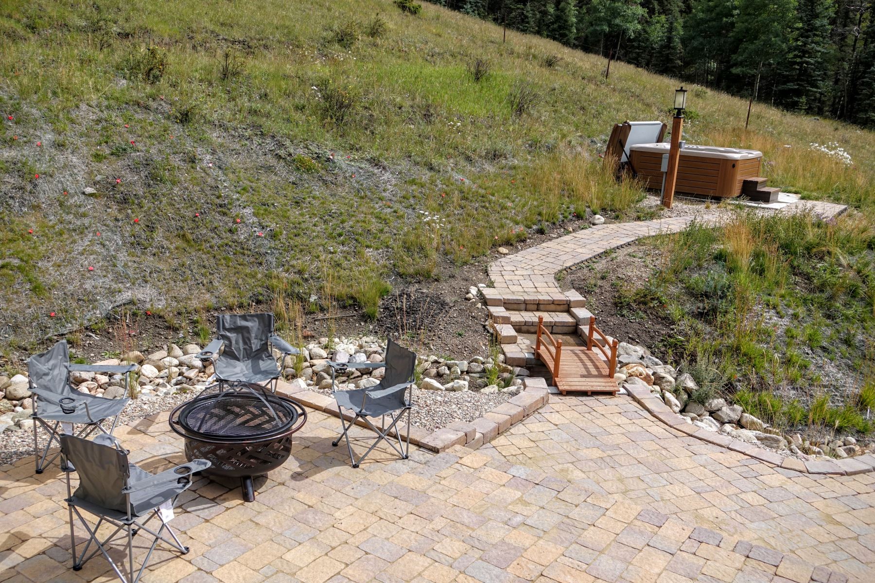 Included fire pit and private hot tub