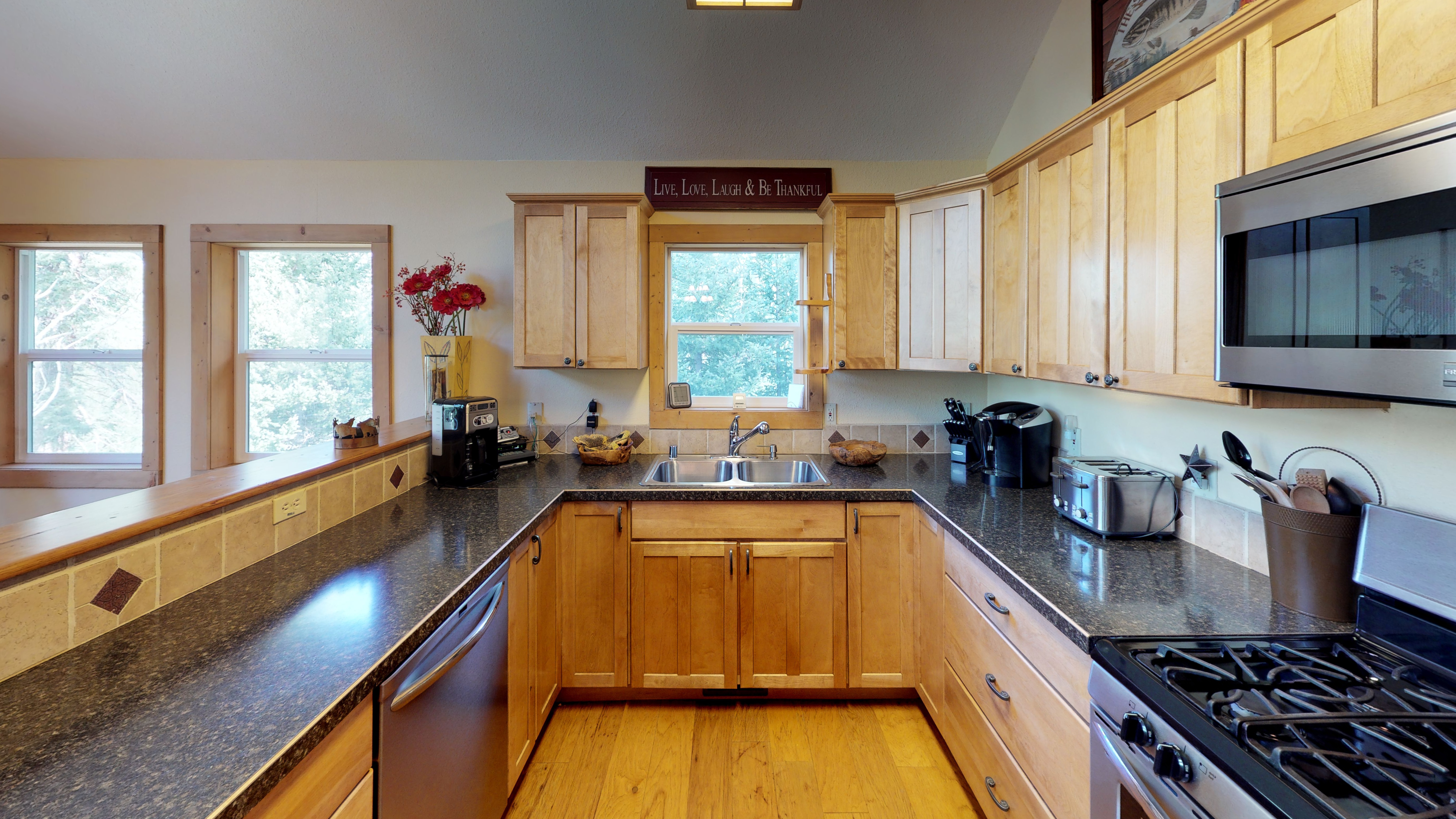 Kitchen with plenty of included appliances and counter space