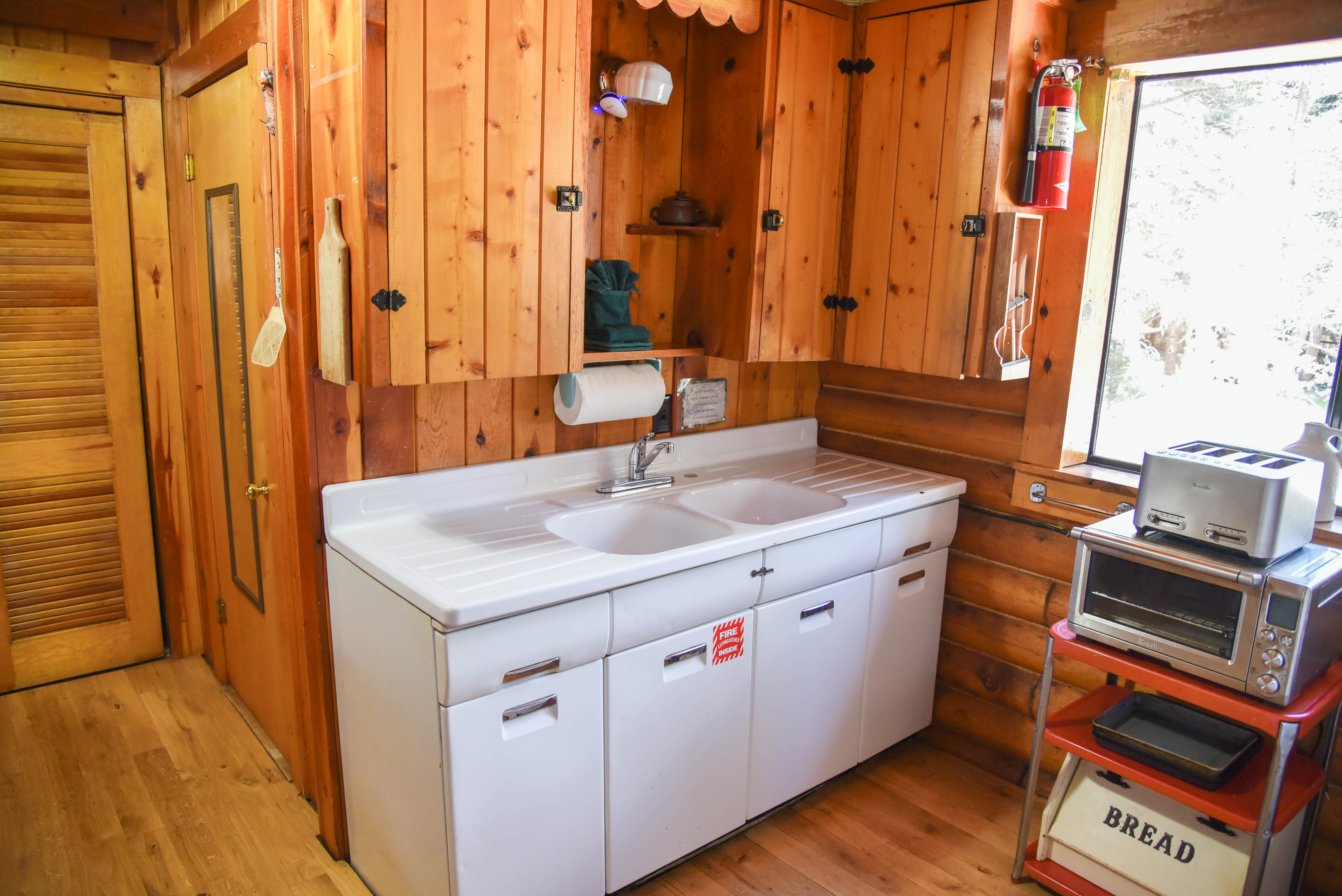 Bear Bait Cabin in Upper Valley With High Speed Wifi