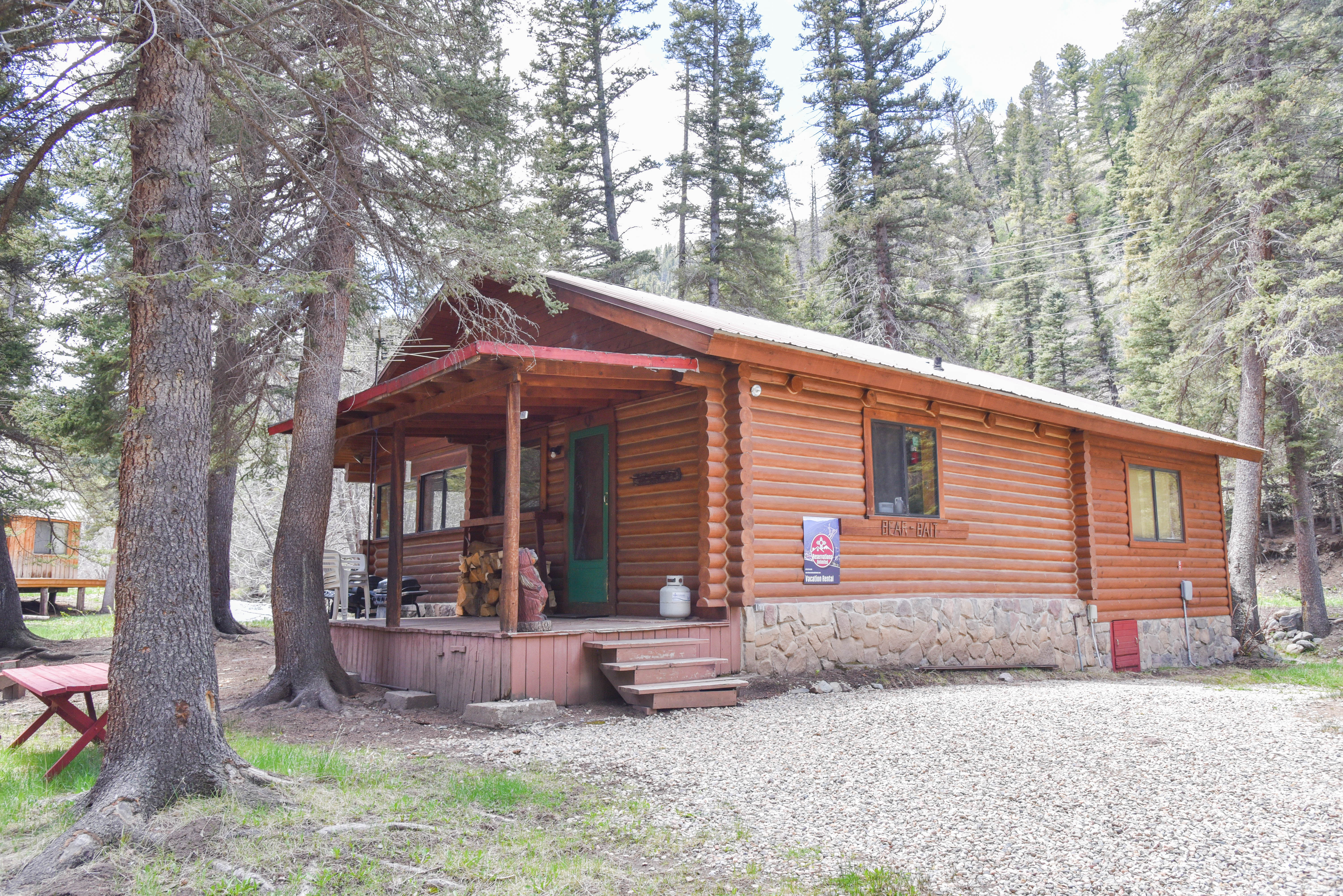 Bear Bait Cabin in Upper Valley With High Speed Wifi