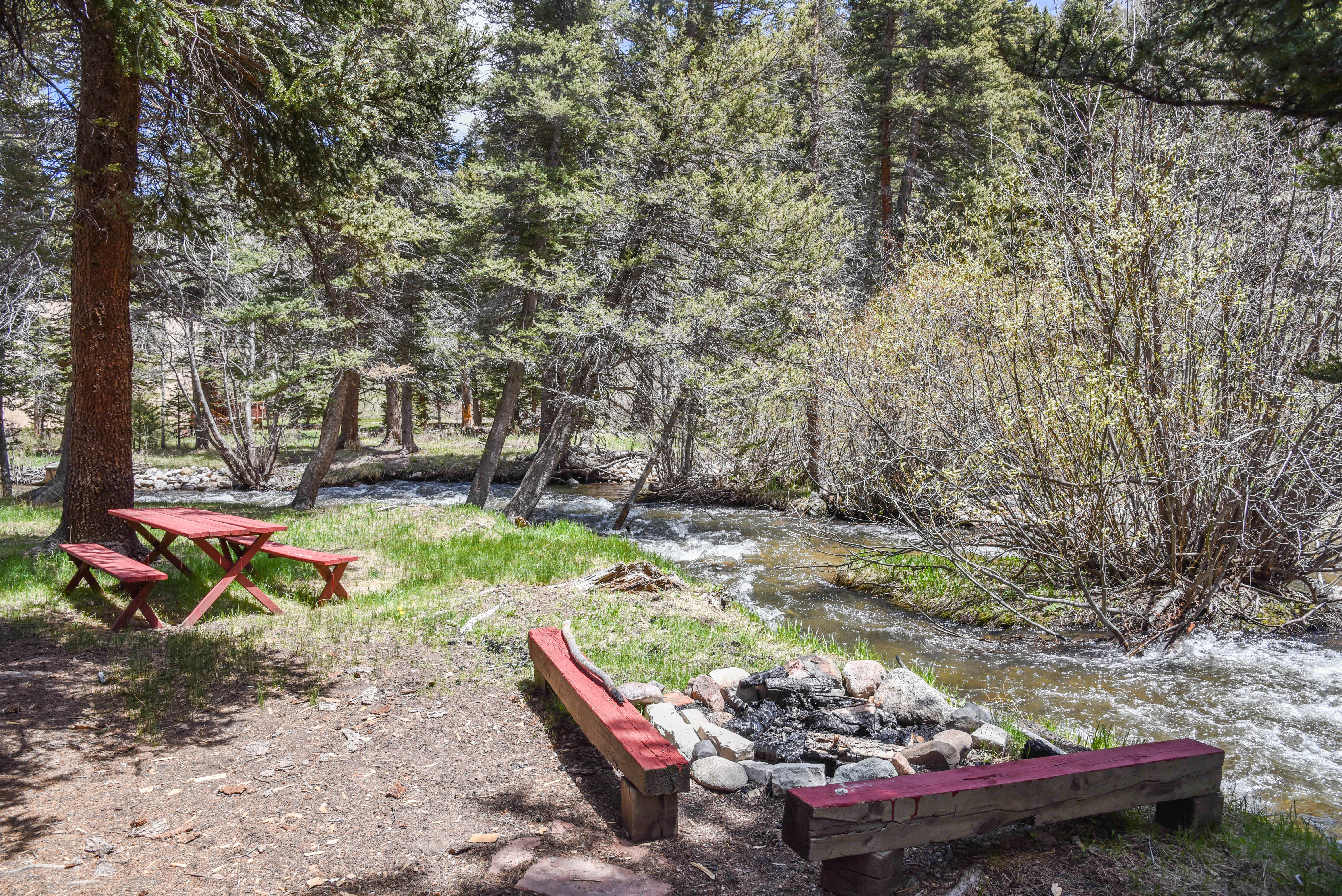Bear Bait Cabin in Upper Valley With High Speed Wifi