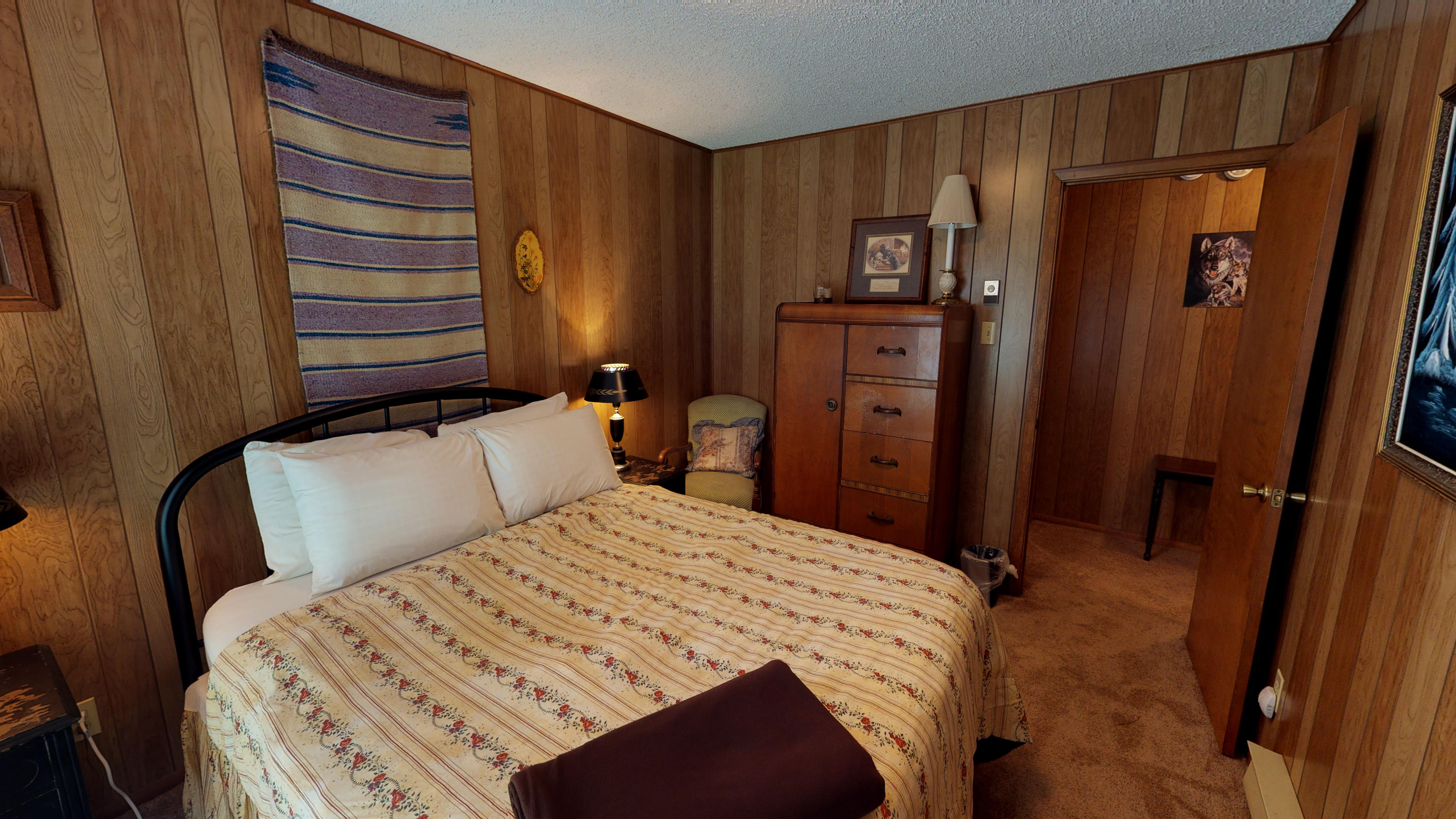 Bear Bait Cabin in Upper Valley With High Speed Wifi
