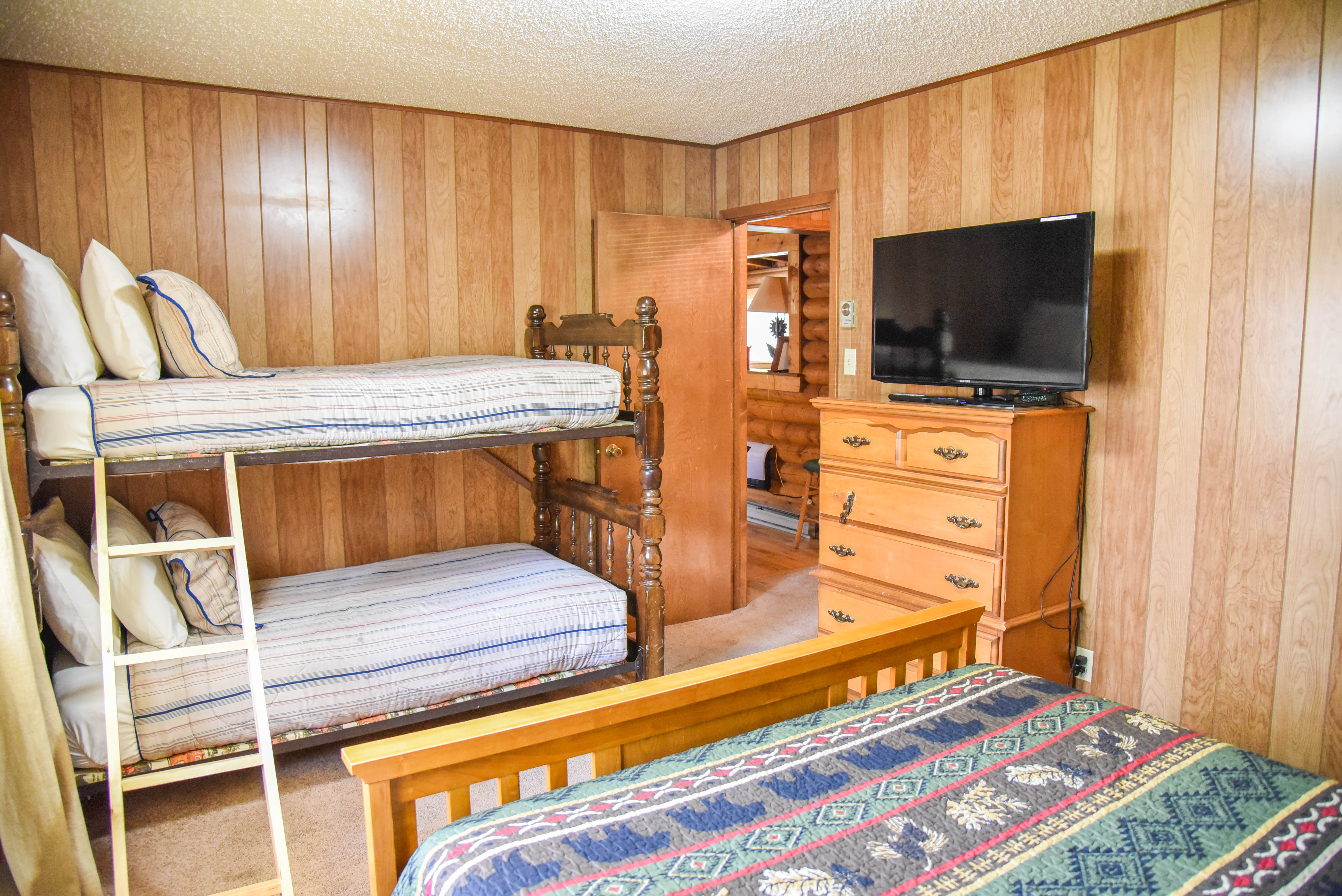 Bear Bait Cabin in Upper Valley With High Speed Wifi
