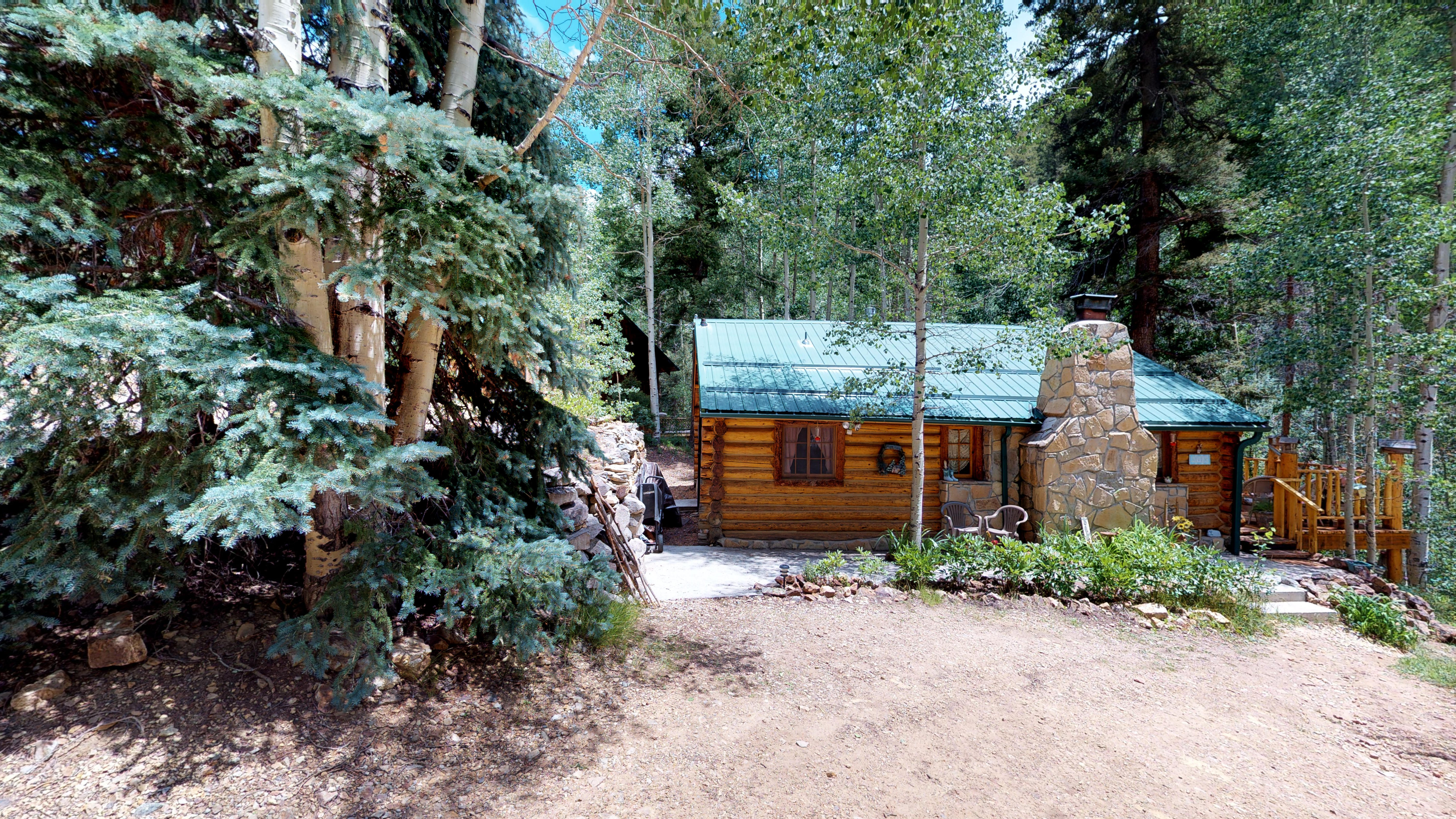 Cabin by the Creek with High Speed Wifi