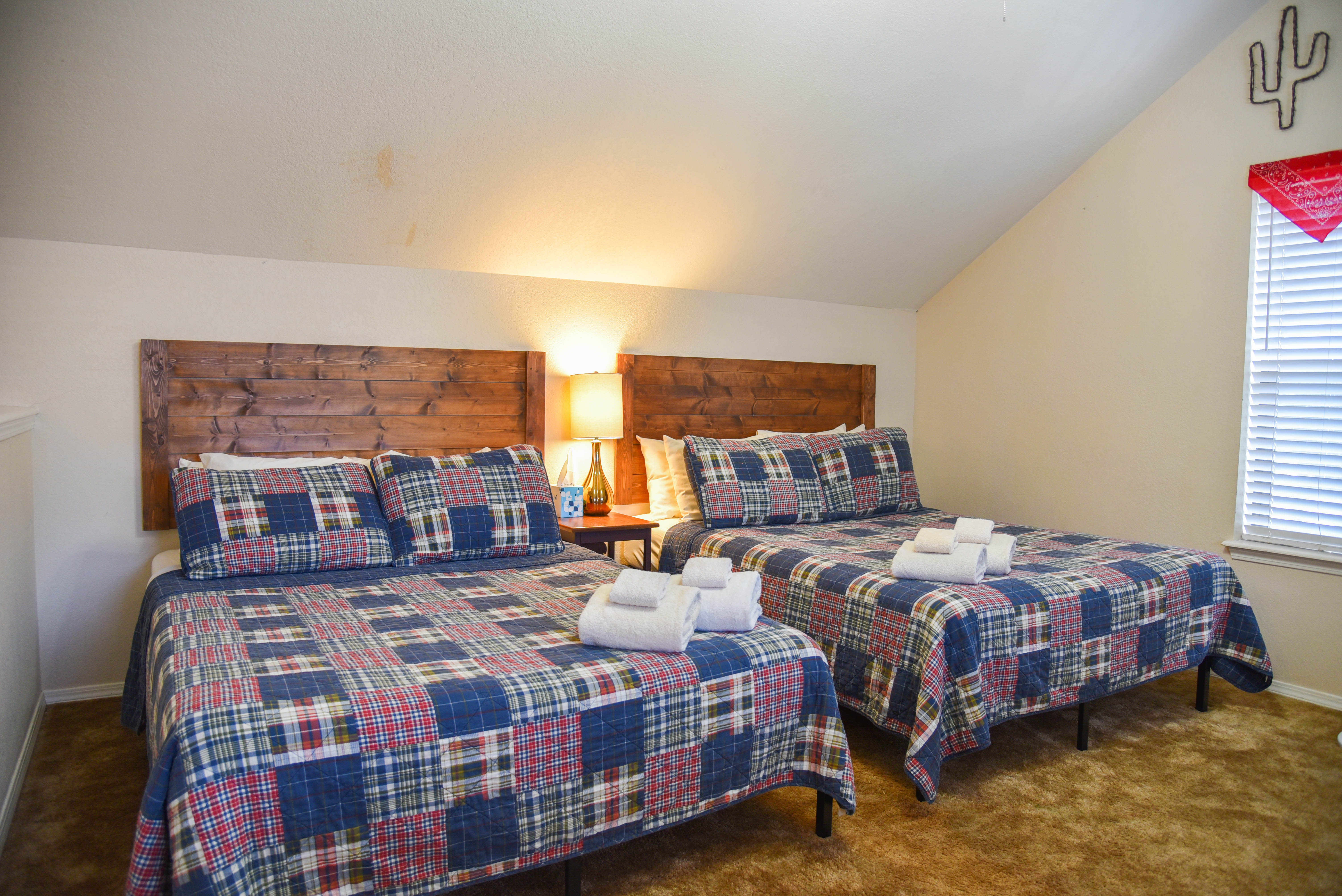 Claim Jumper #12 Townhouse with High Speed Wifi