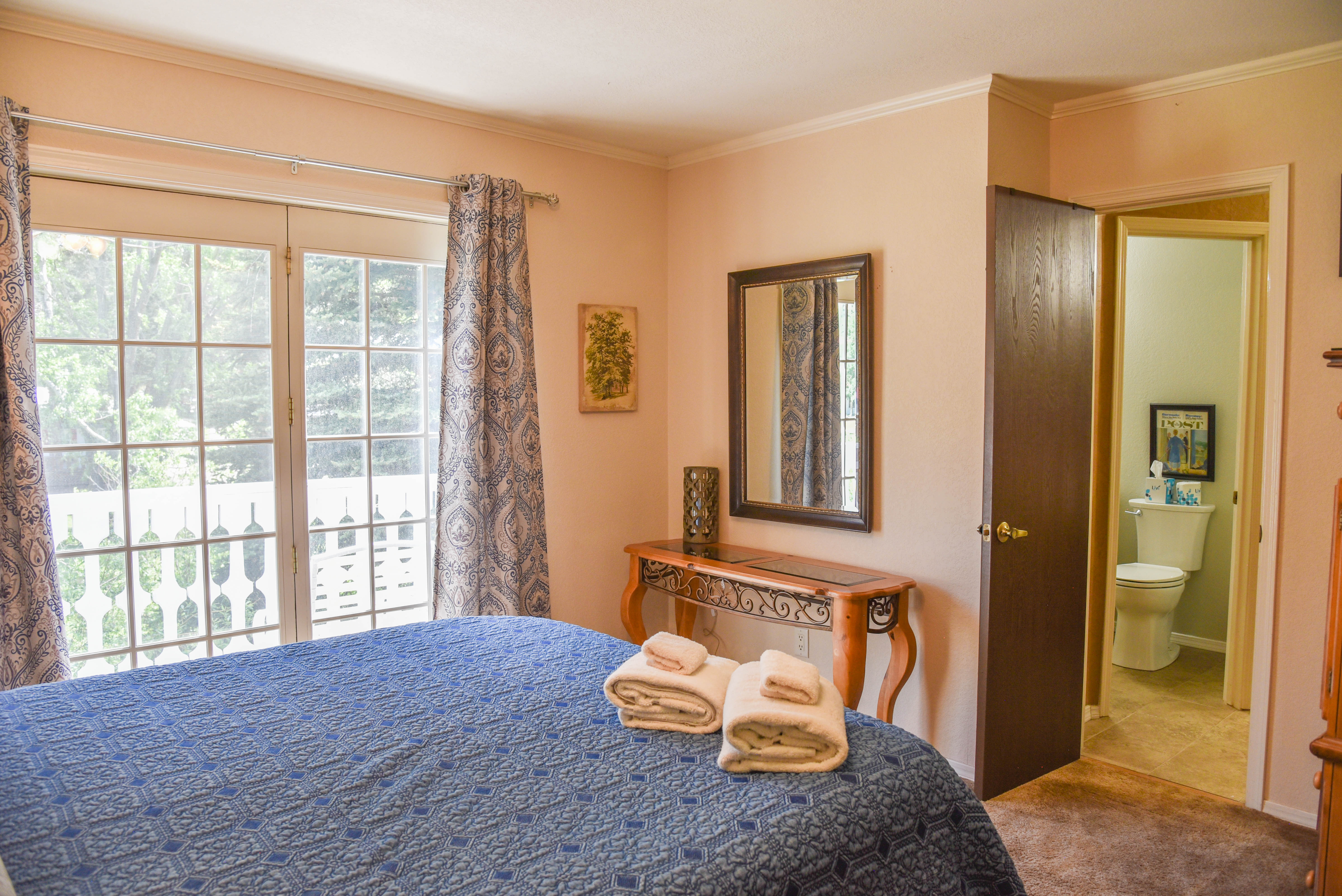 Claim Jumper #12 Townhouse with High Speed Wifi