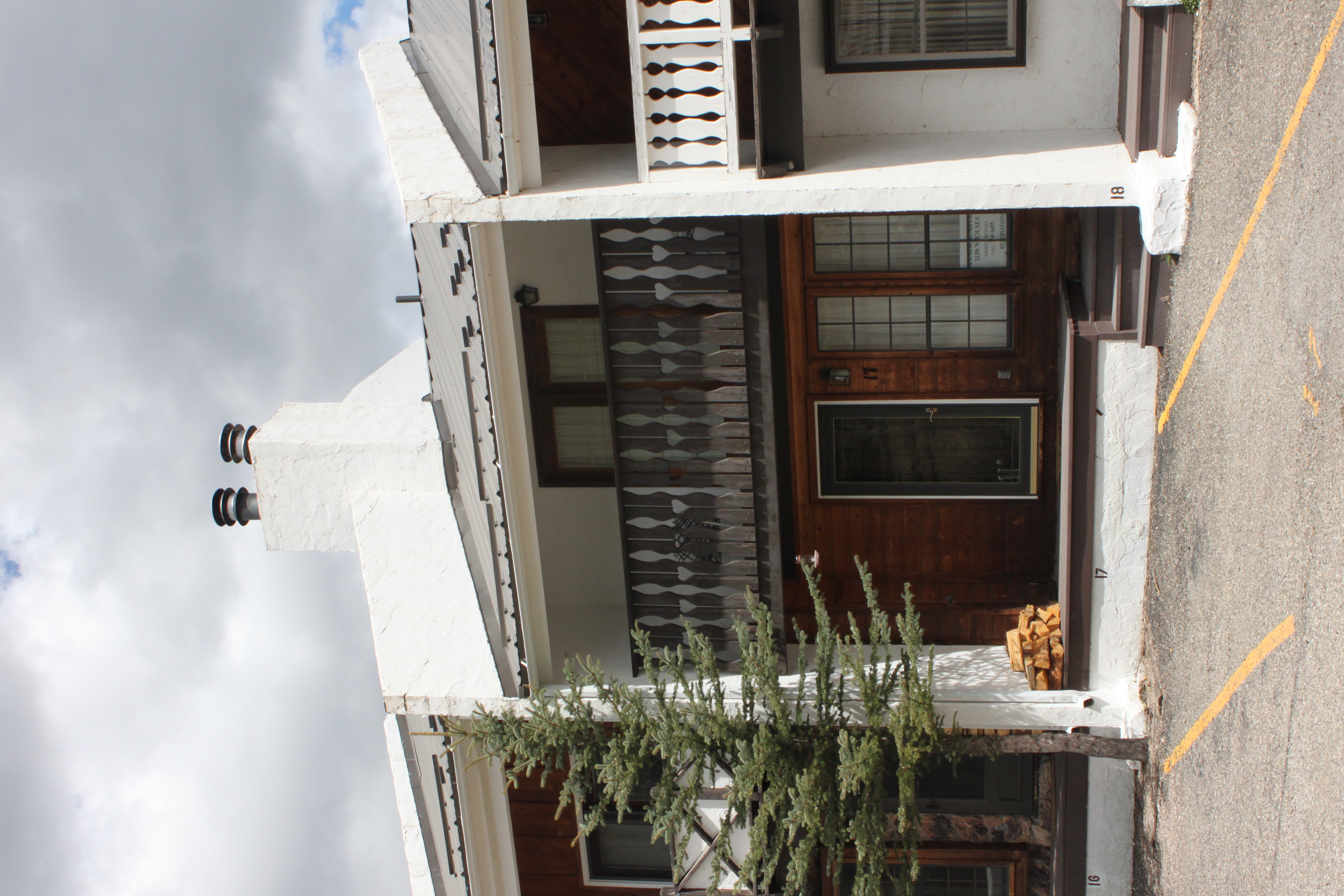Claim Jumper #17 Townhouse with High Speed Wifi