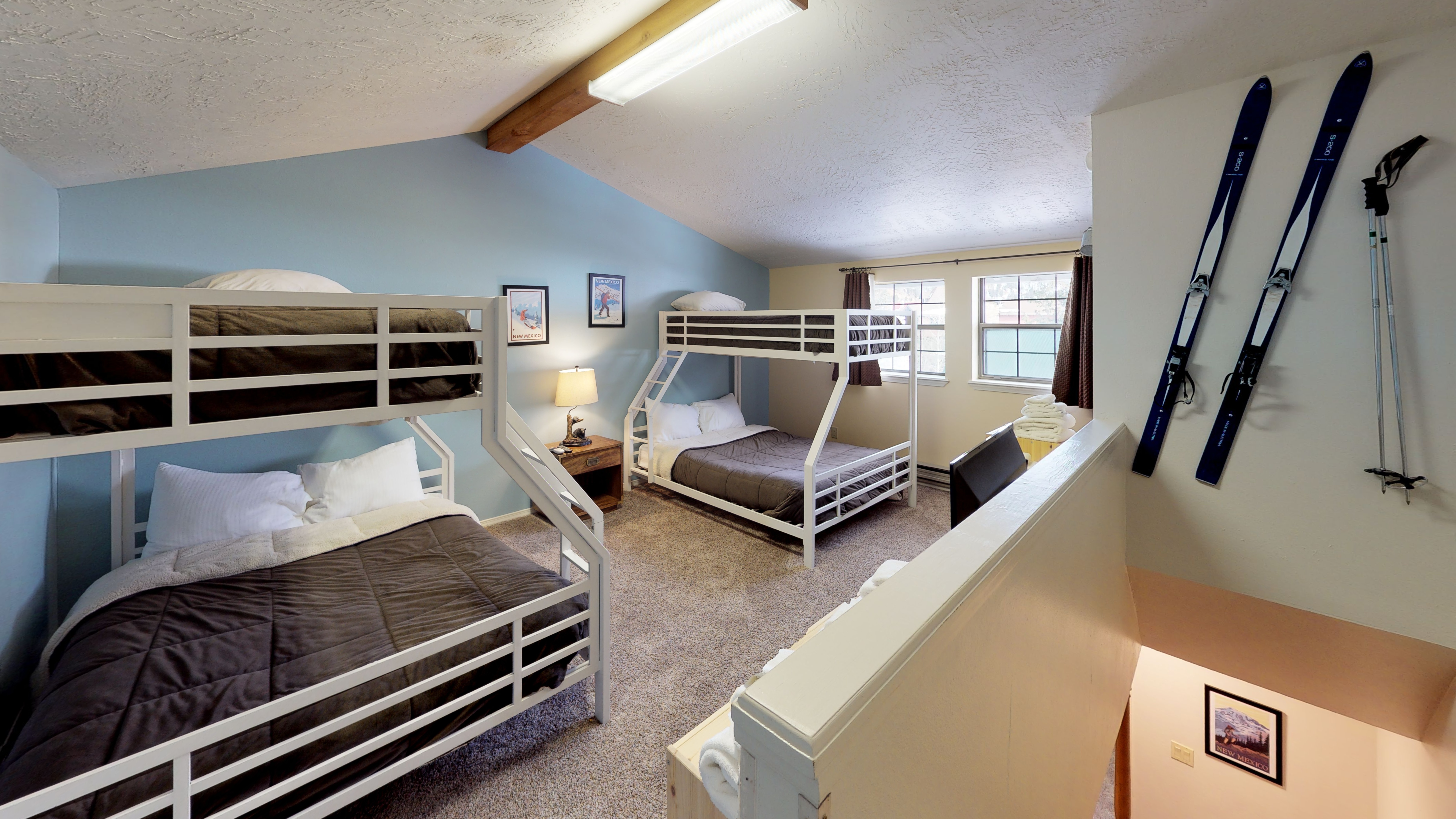 Claim Jumper #19 Townhouse with High Speed Wifi
