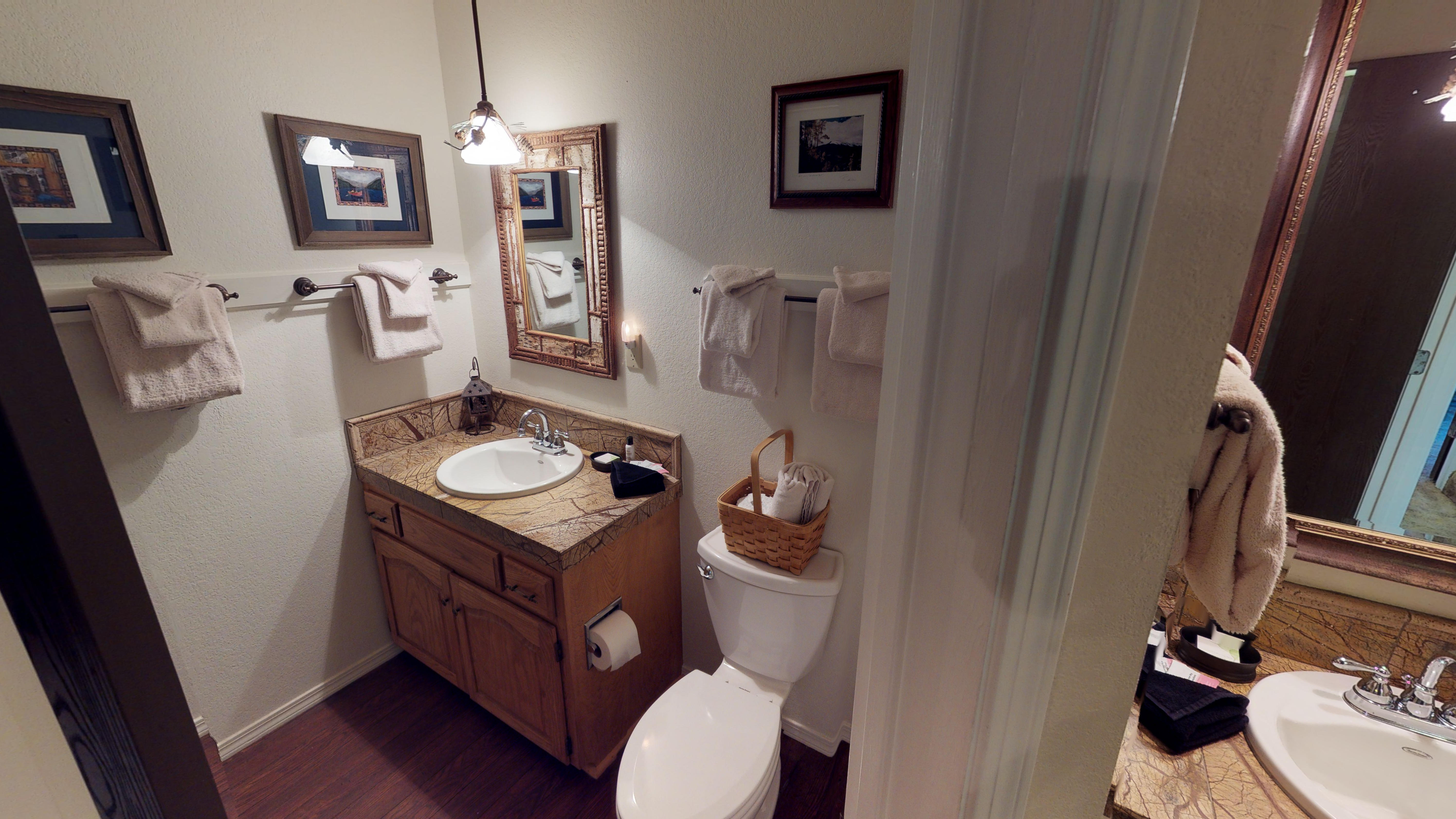 Claim Jumper #8 Townhouse with High Speed Wifi