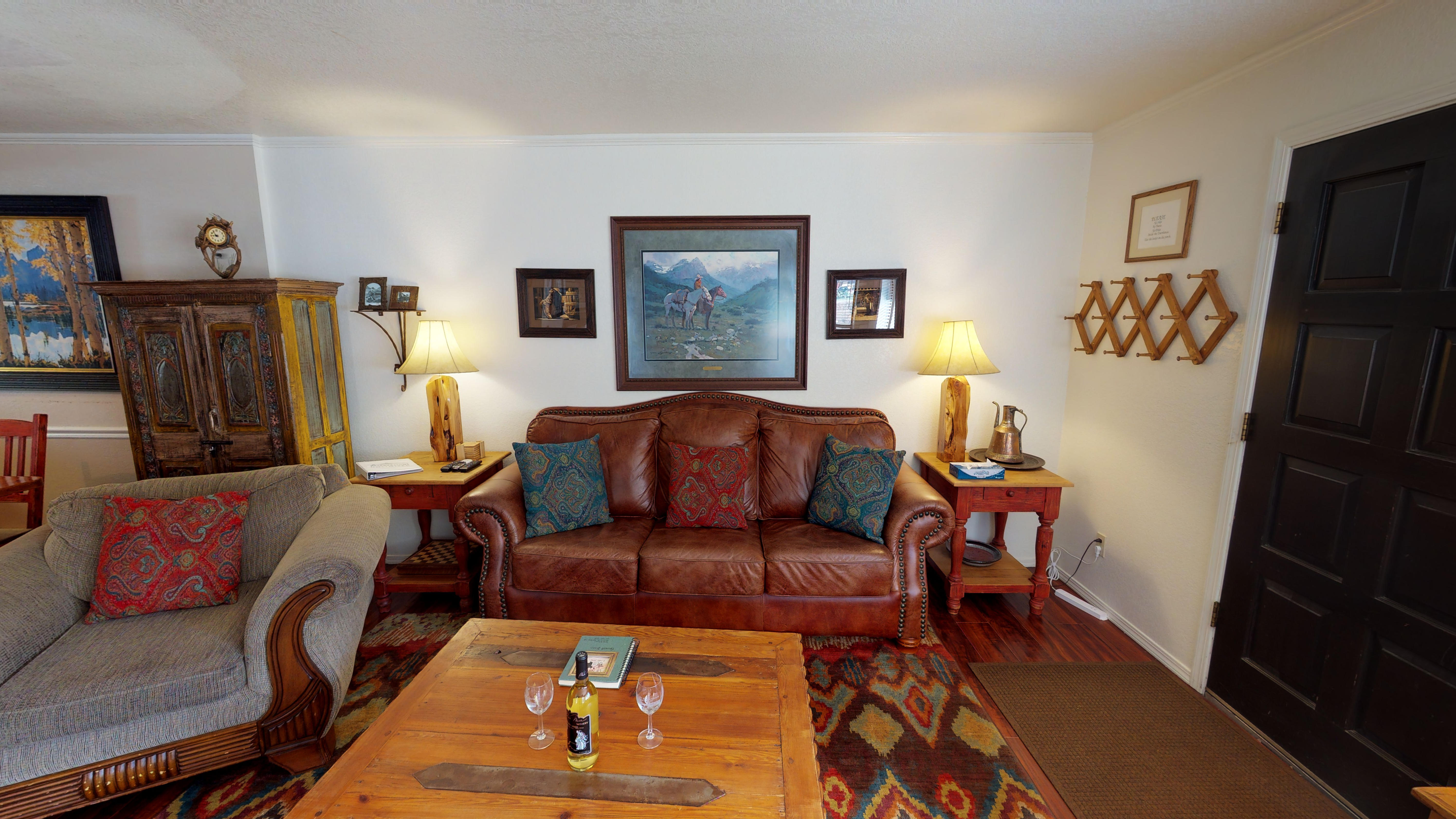 Claim Jumper #8 Townhouse with High Speed Wifi