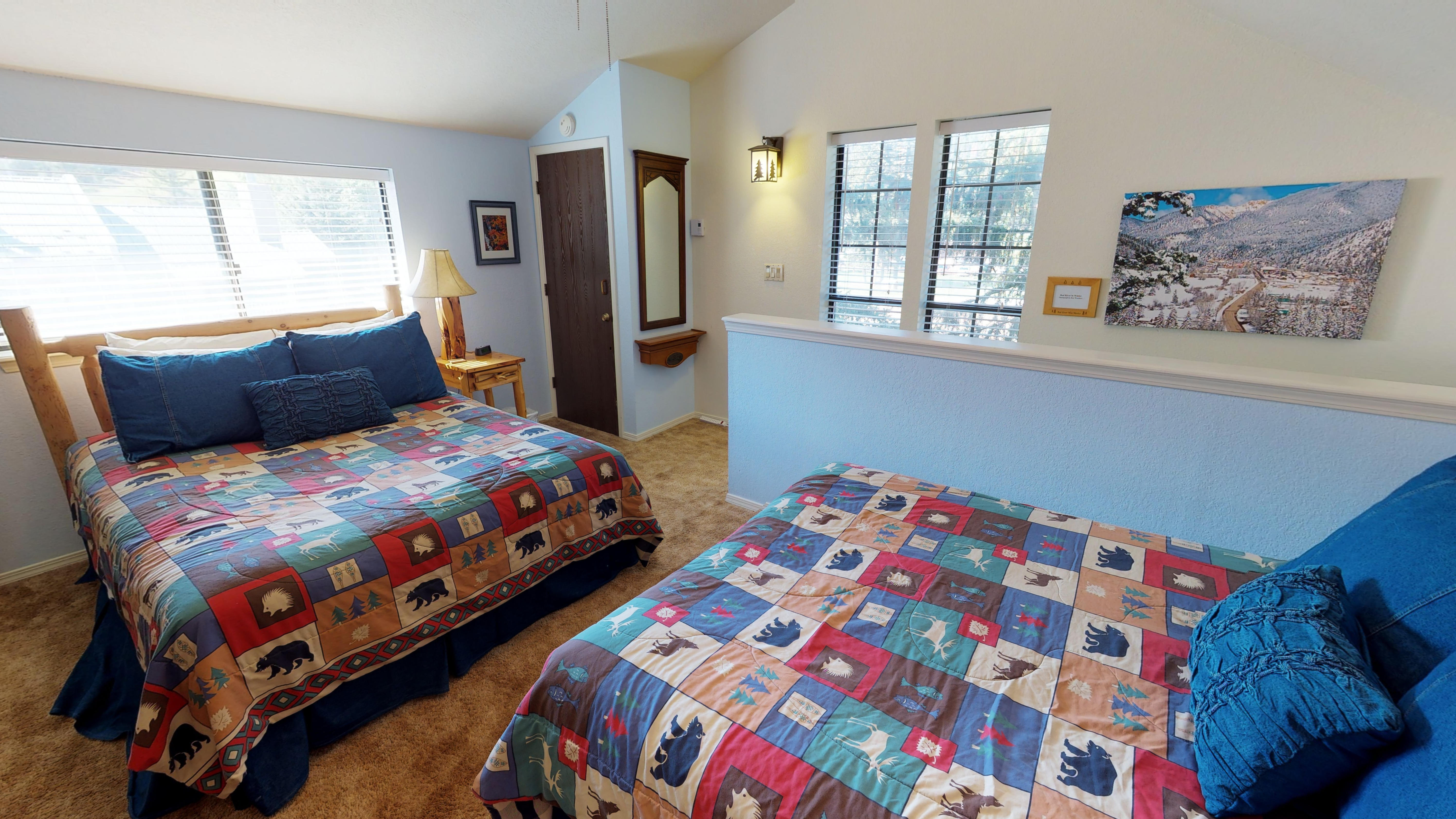 Claim Jumper #8 Townhouse with High Speed Wifi