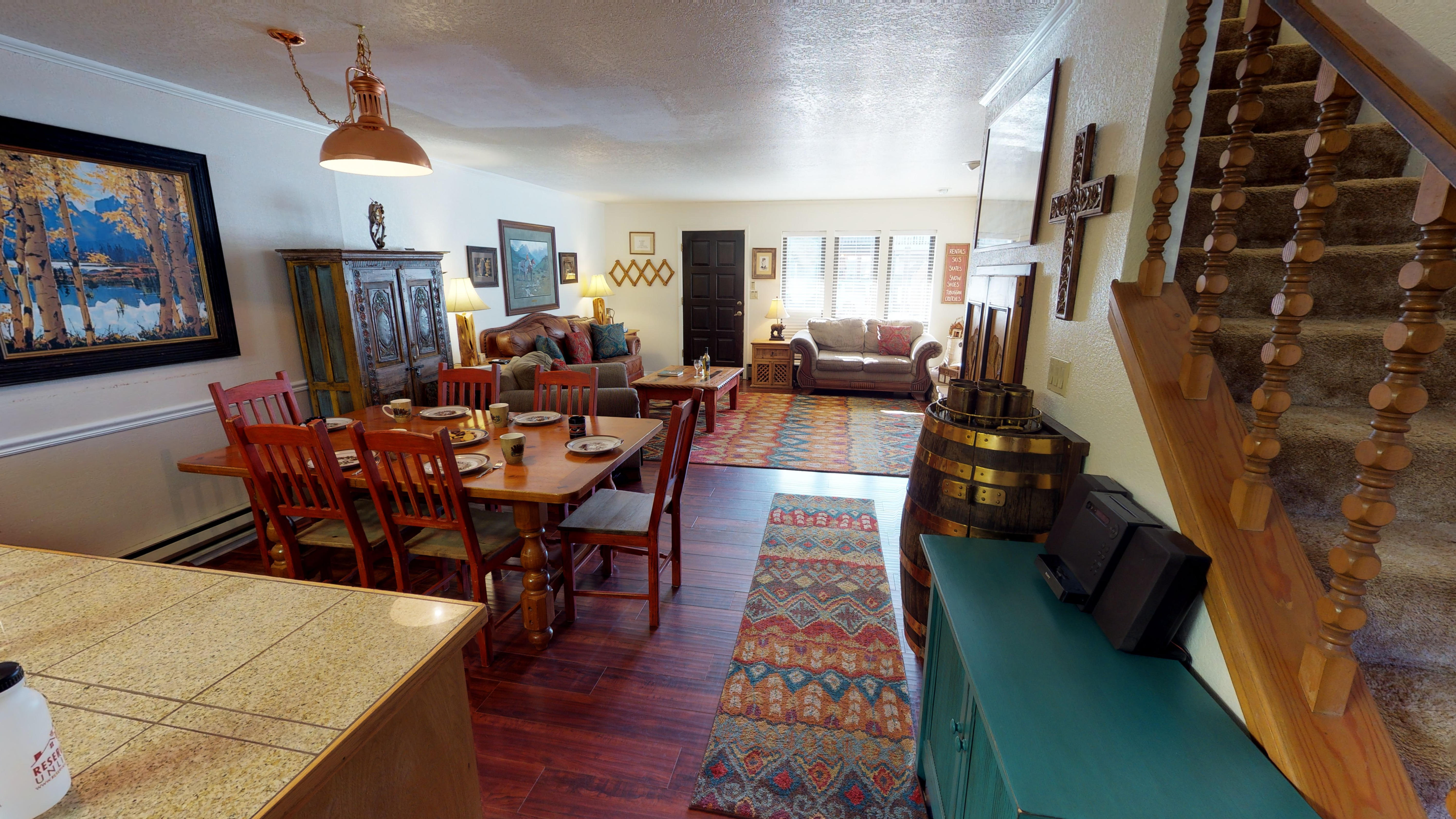 Claim Jumper #8 Townhouse with High Speed Wifi