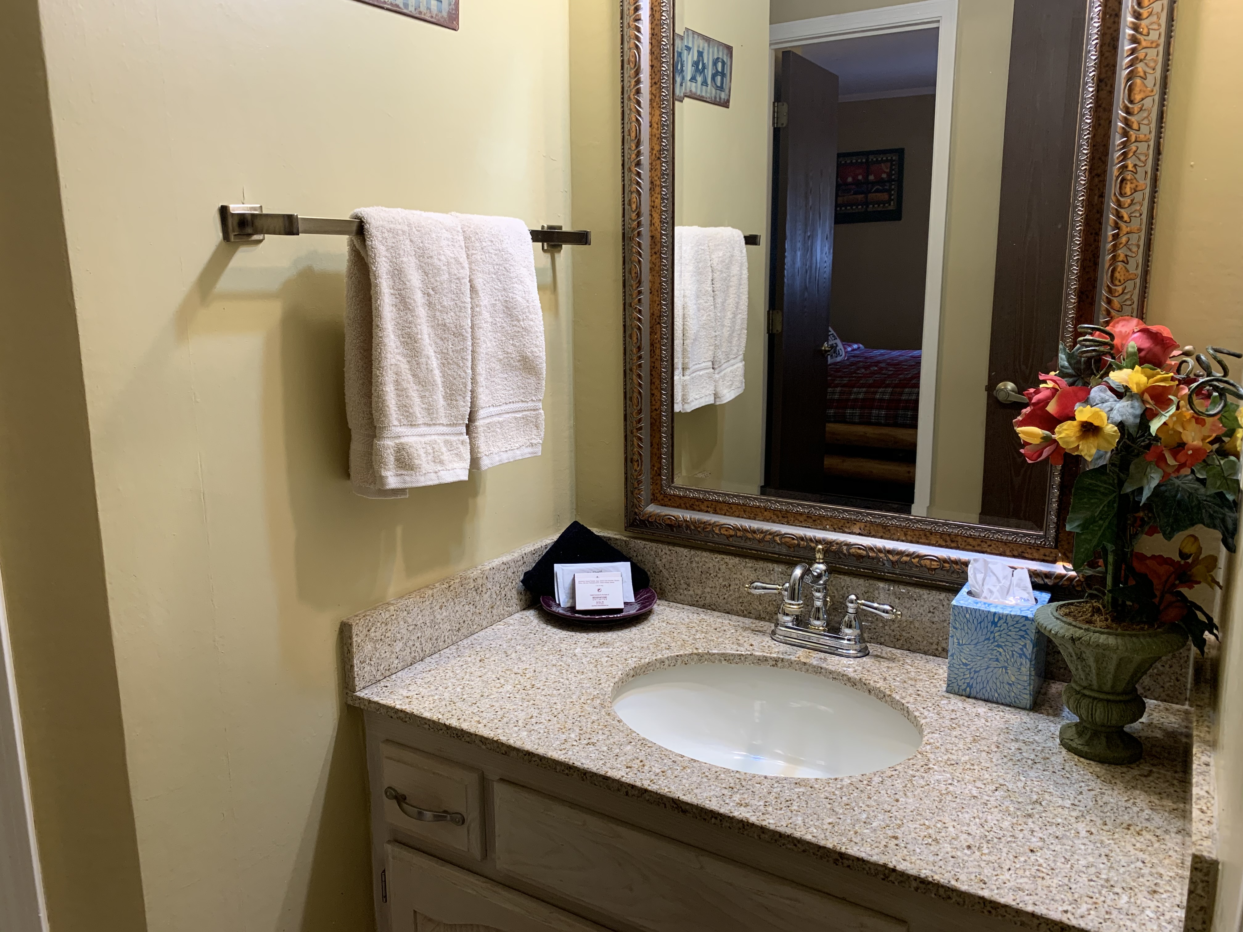 Claim Jumper #9 Townhouse with High Speed Wifi
