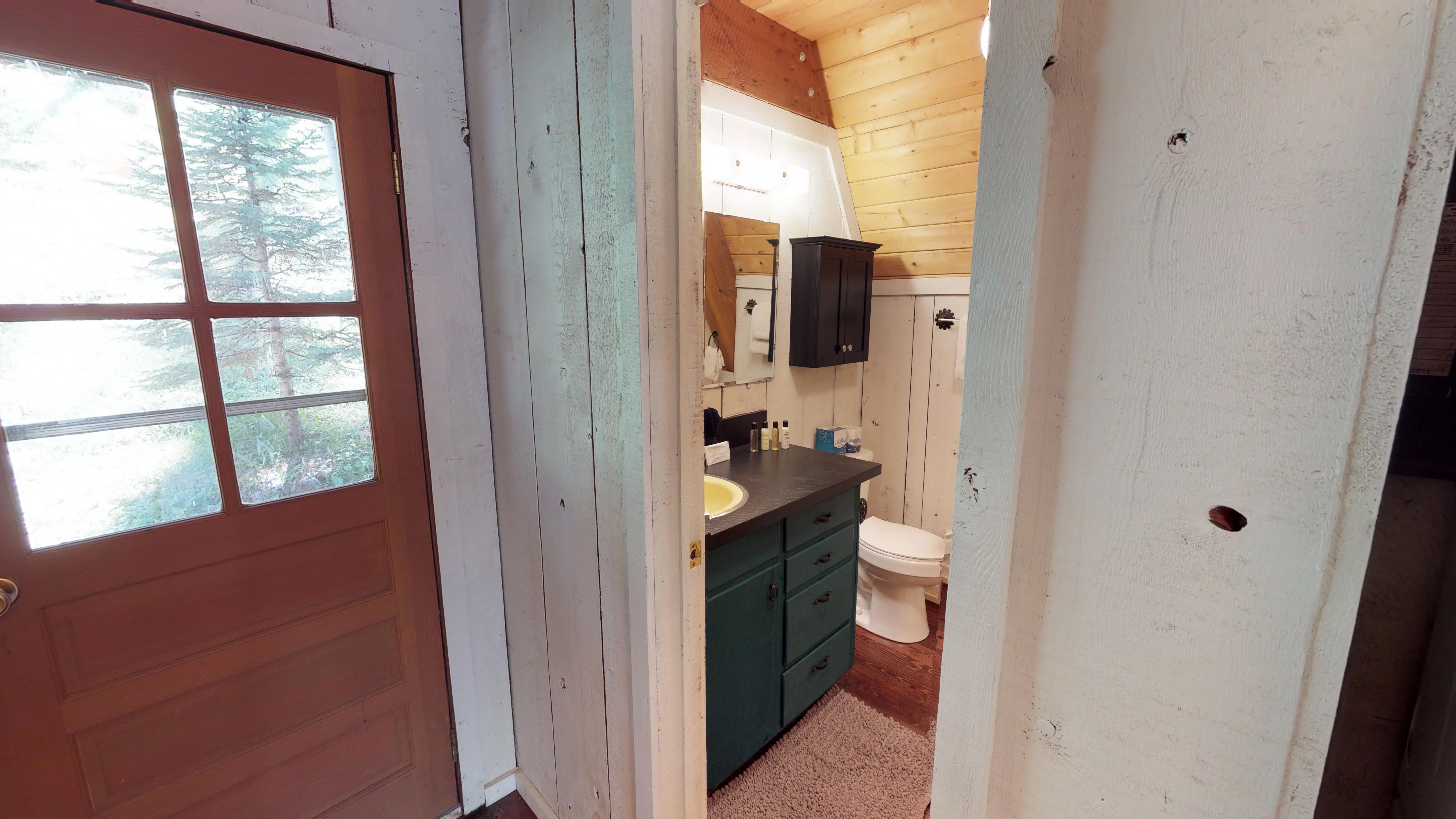 Elk Run A-Frame House with Hot tub and High Speed Wifi