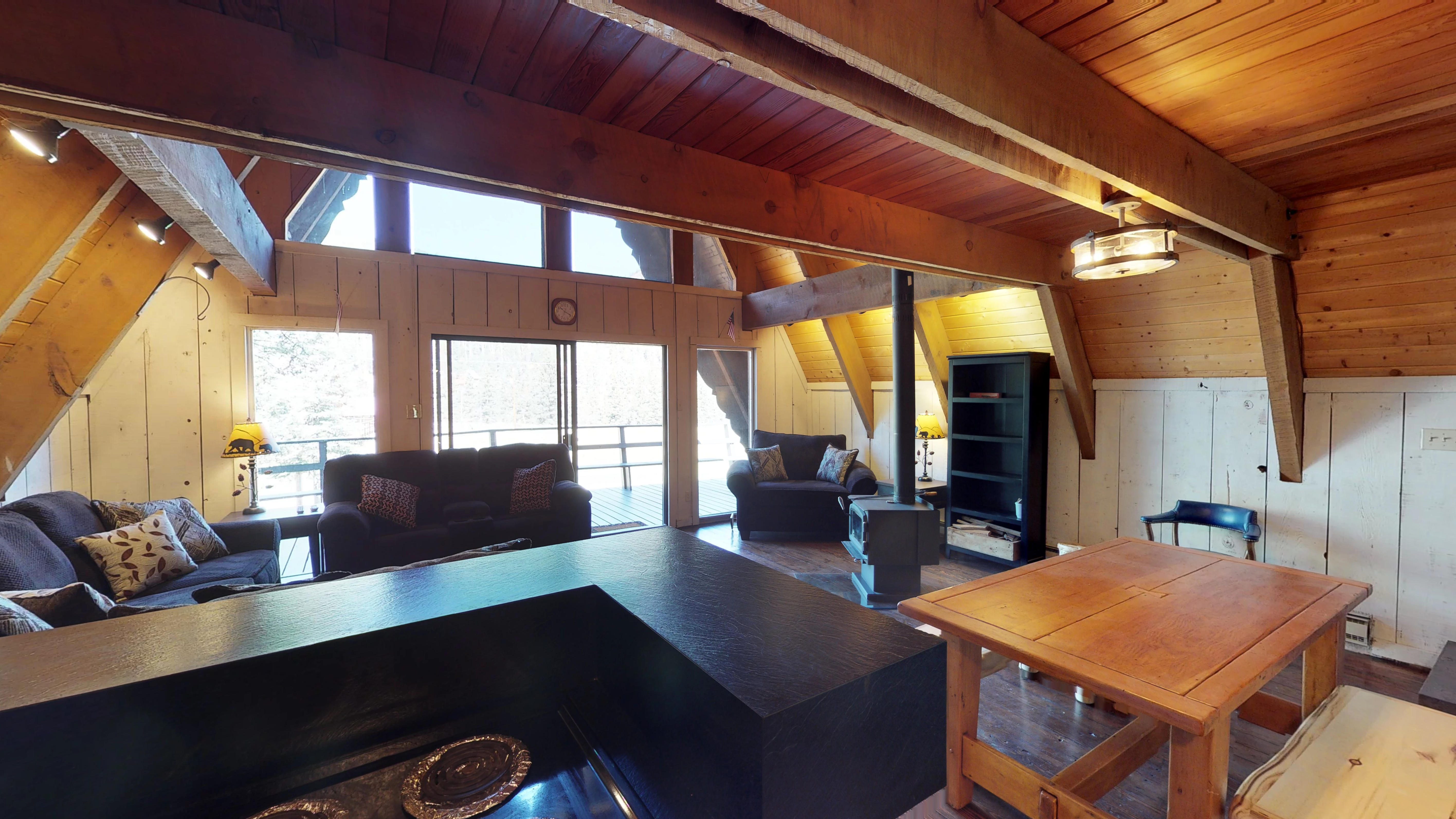 Elk Run A-Frame House with Hot tub and High Speed Wifi