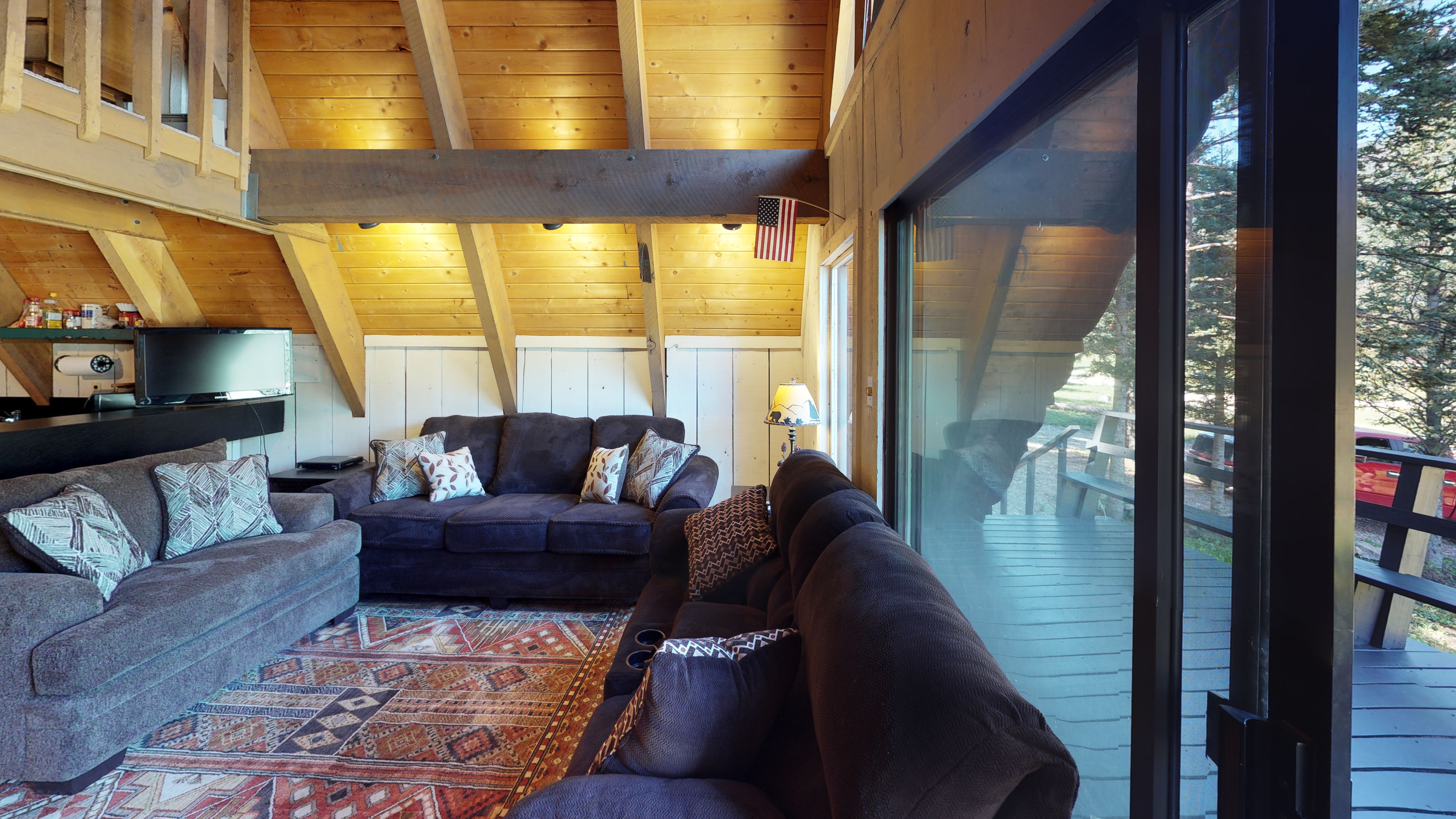 Elk Run A-Frame House with Hot tub and High Speed Wifi