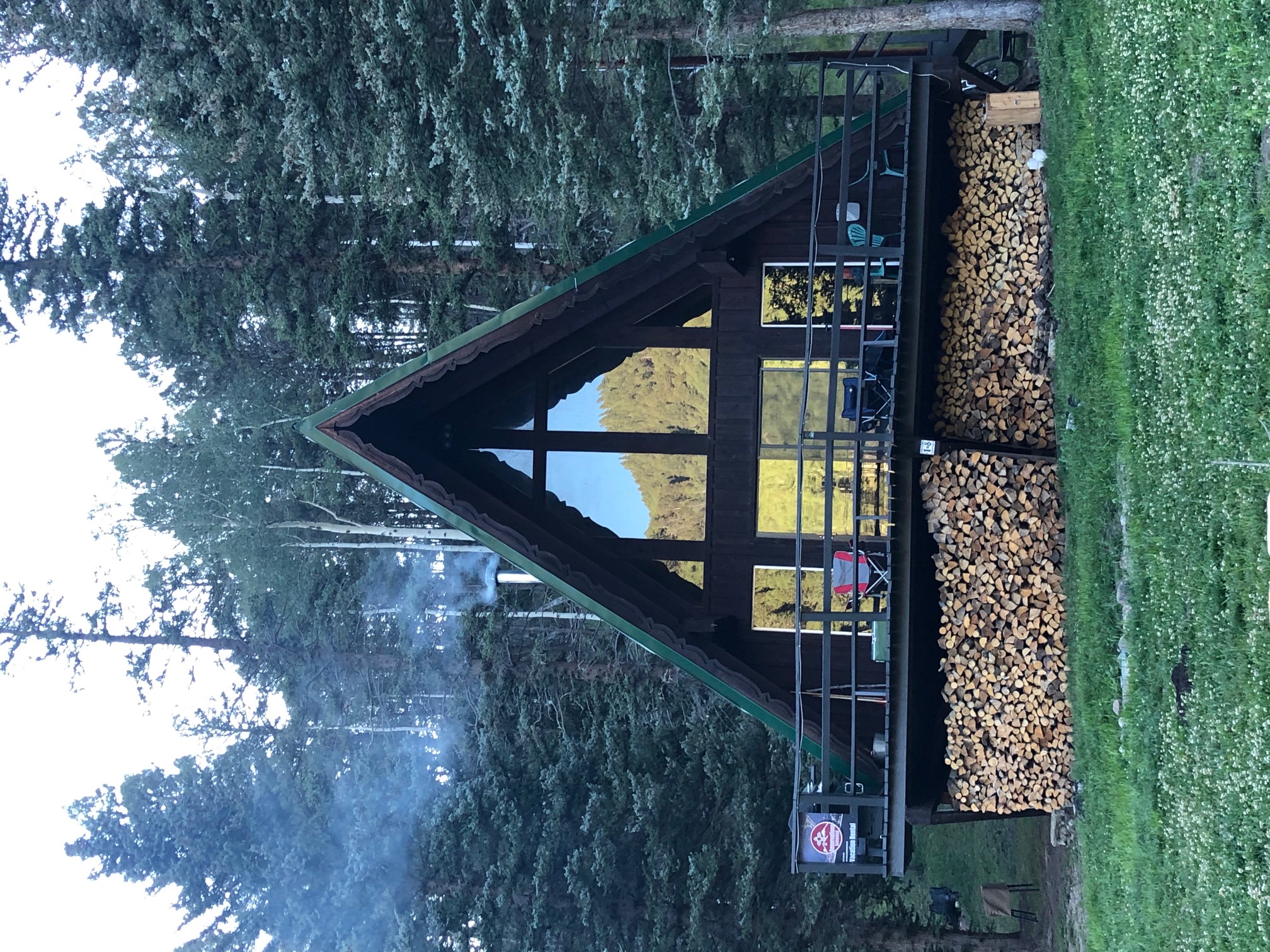 Elk Run A-Frame House with Hot tub and High Speed Wifi