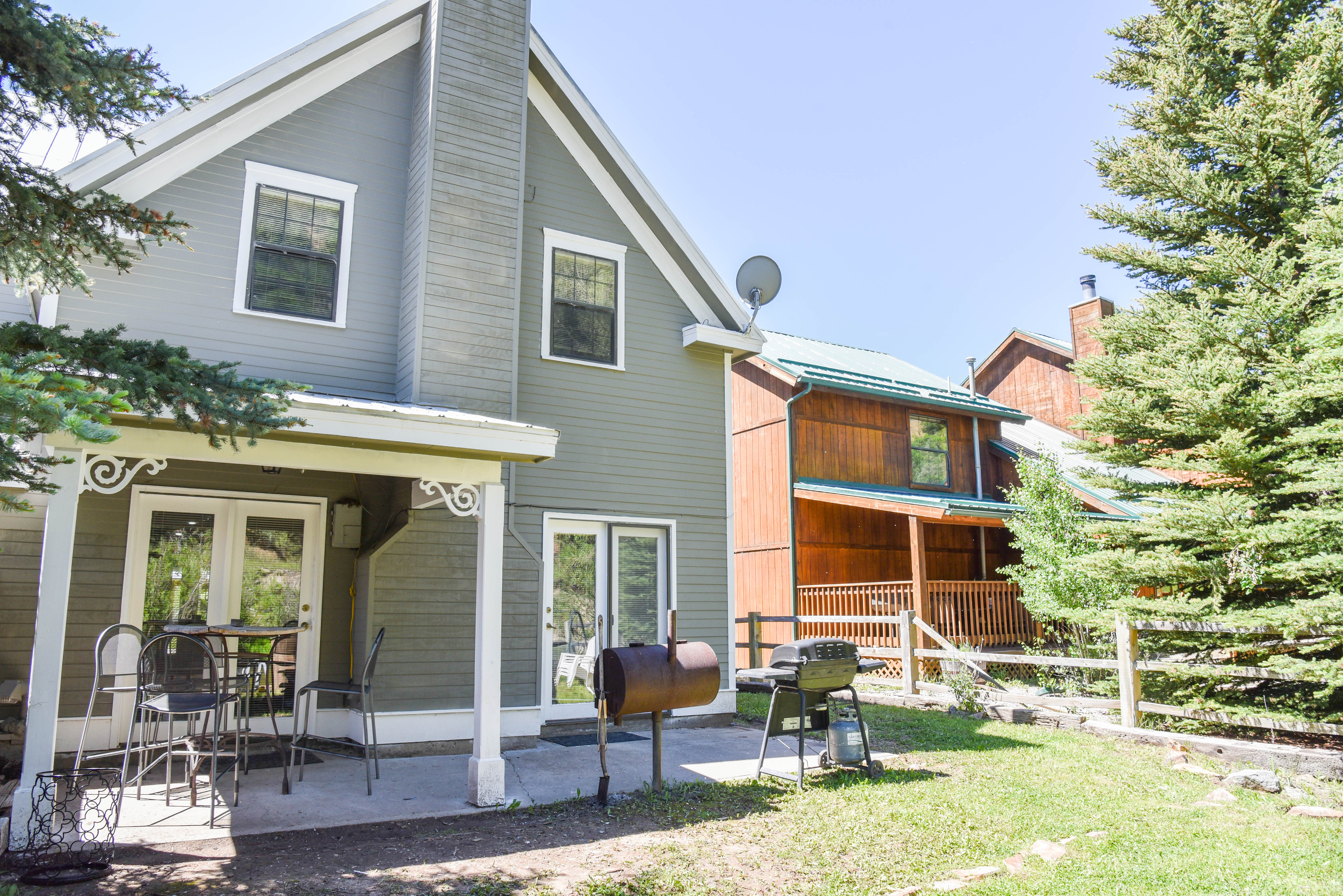 Peaceful Rivers Edge on Tenderfoot with High Speed Wifi