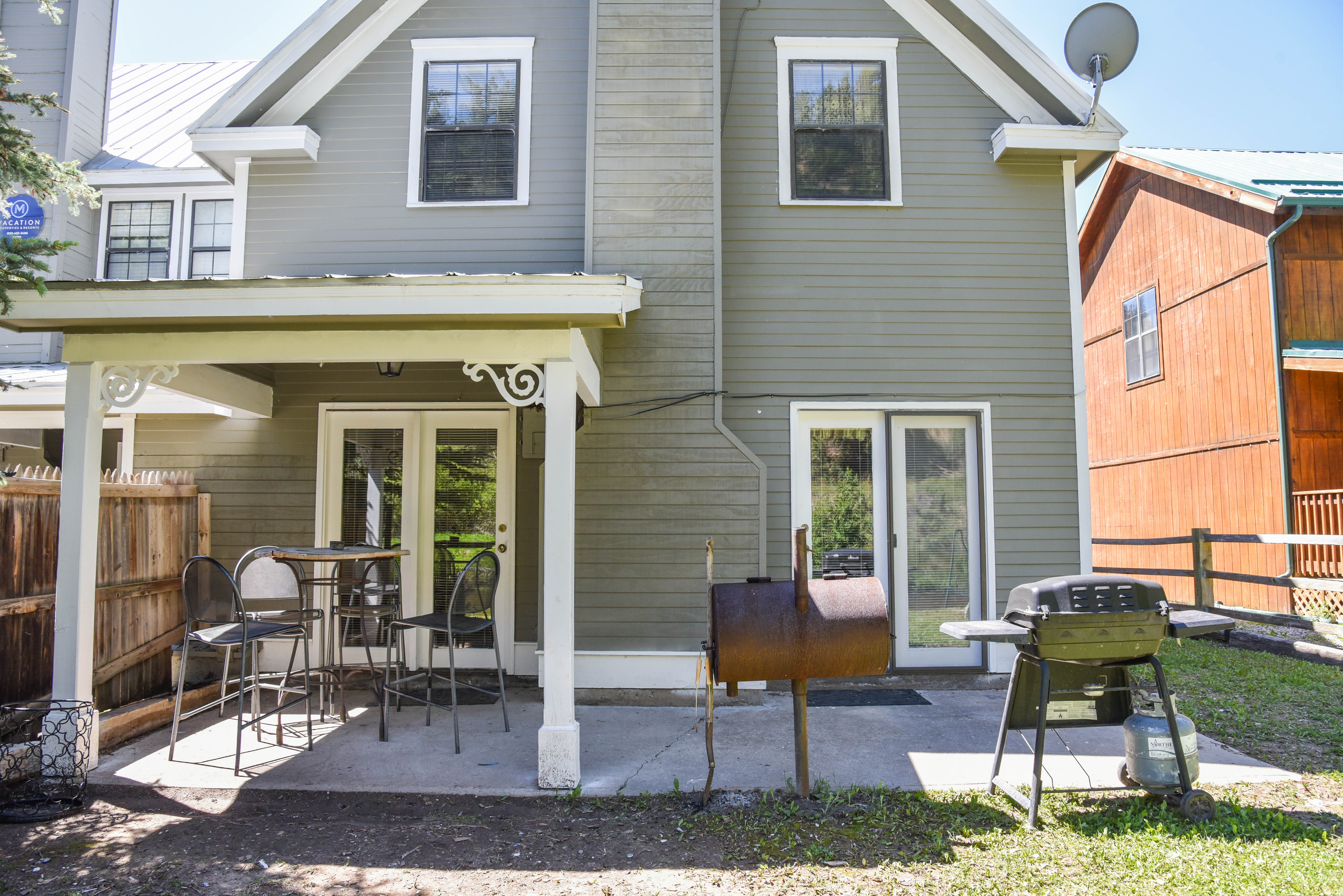 Peaceful Rivers Edge on Tenderfoot with High Speed Wifi