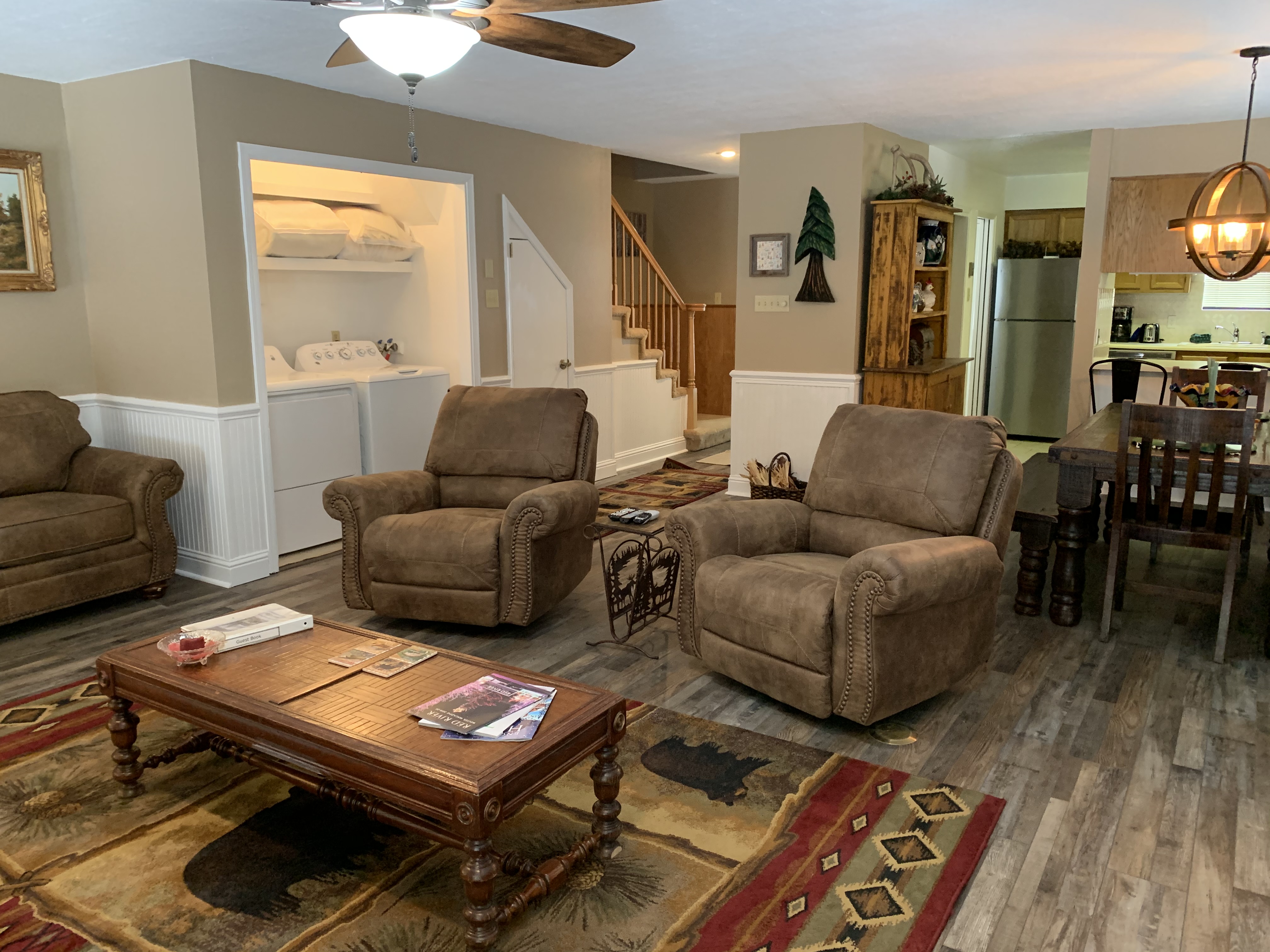 Peaceful Rivers Edge on Tenderfoot with High Speed Wifi