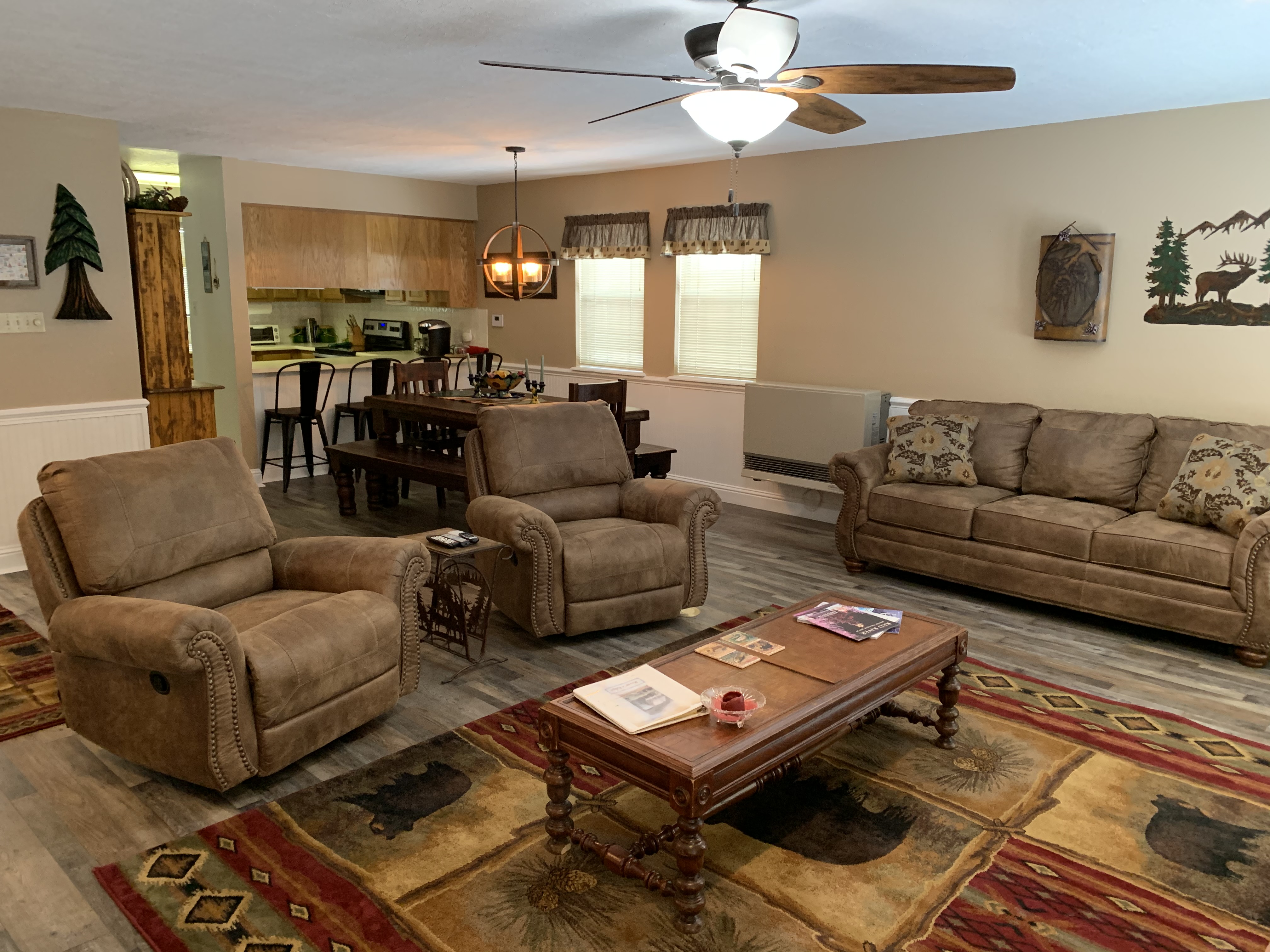 Peaceful Rivers Edge on Tenderfoot with High Speed Wifi