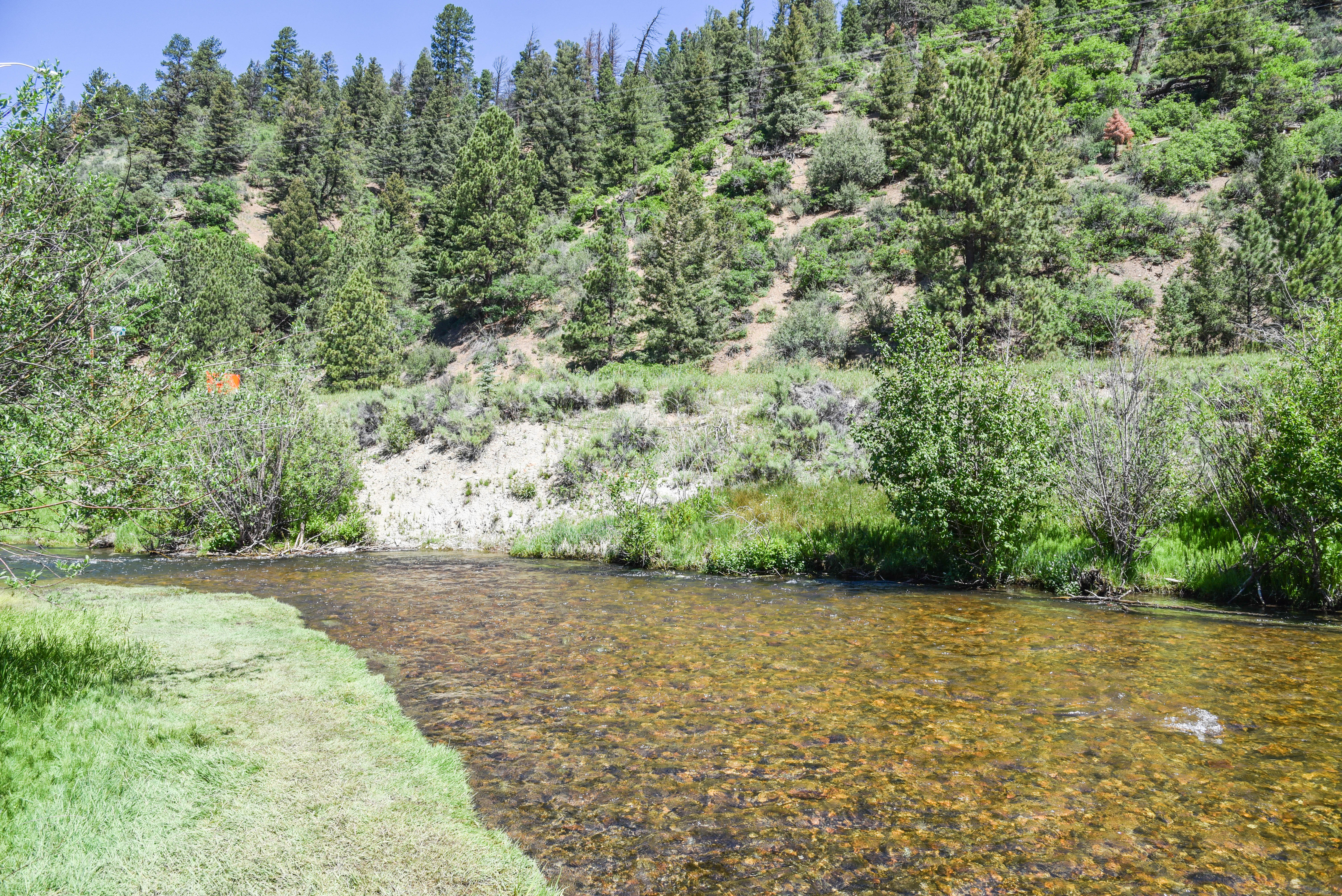 Peaceful Rivers Edge on Tenderfoot with High Speed Wifi