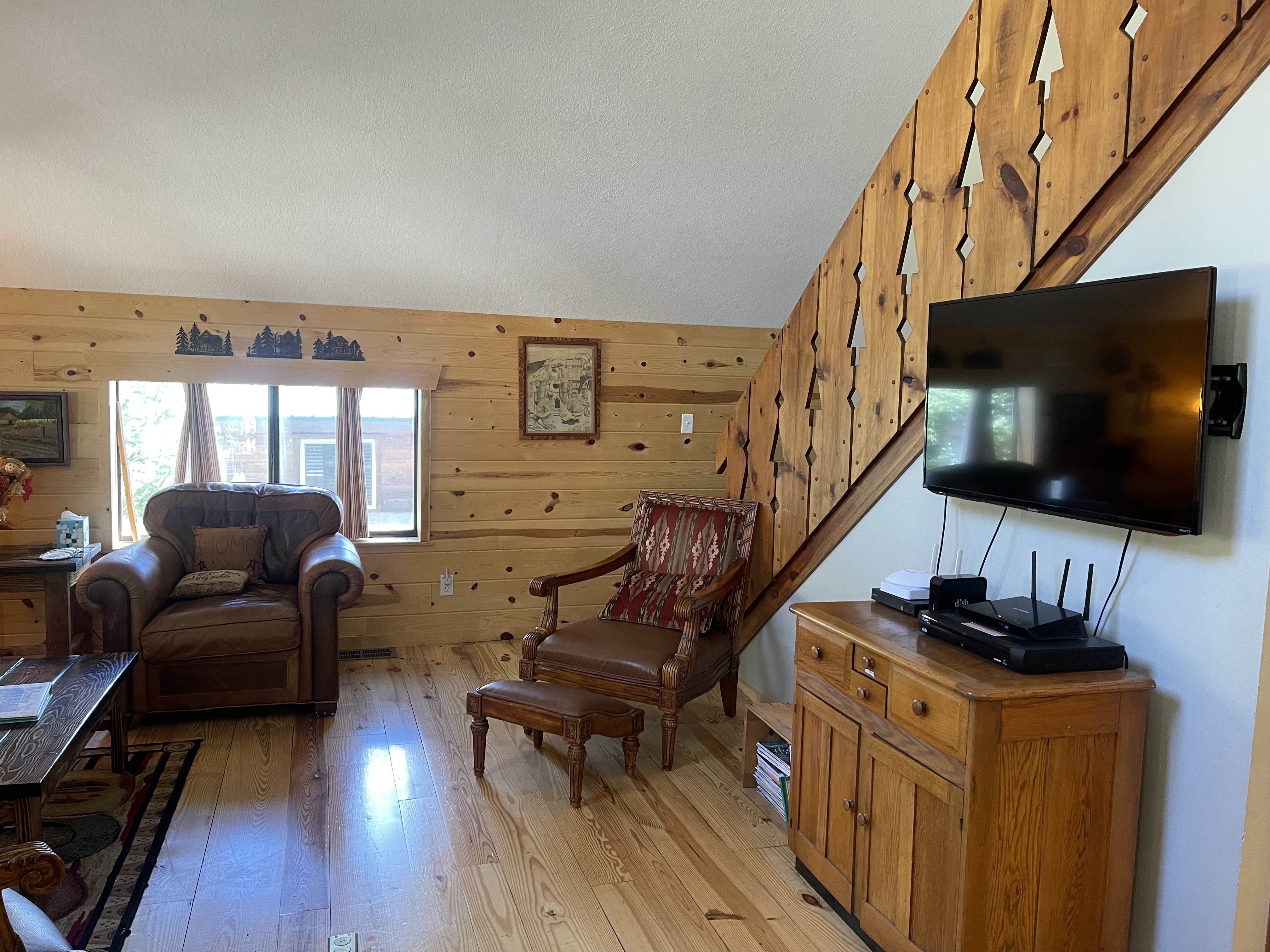 The Bunkhouse near the River