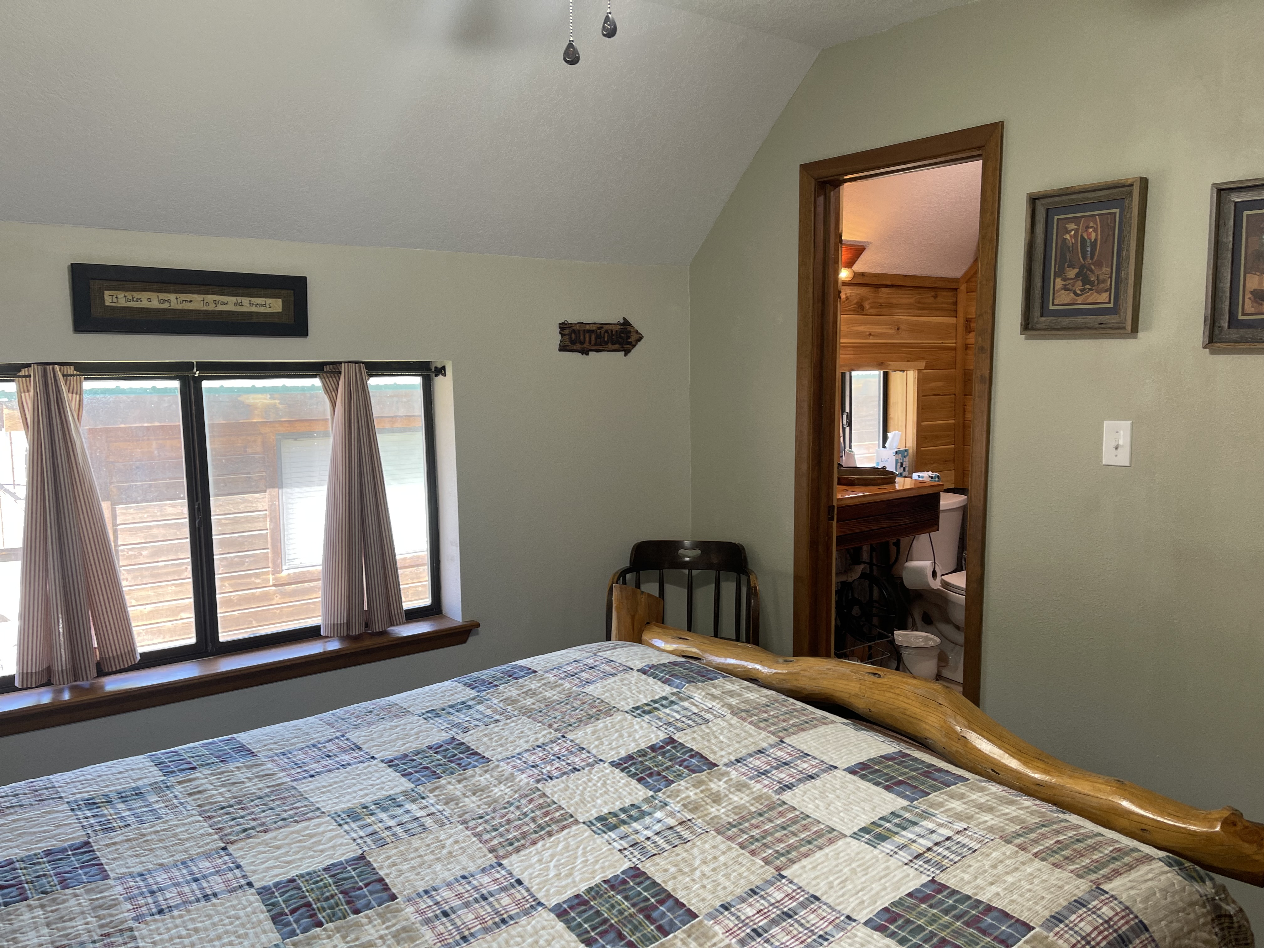 The Bunkhouse near the River