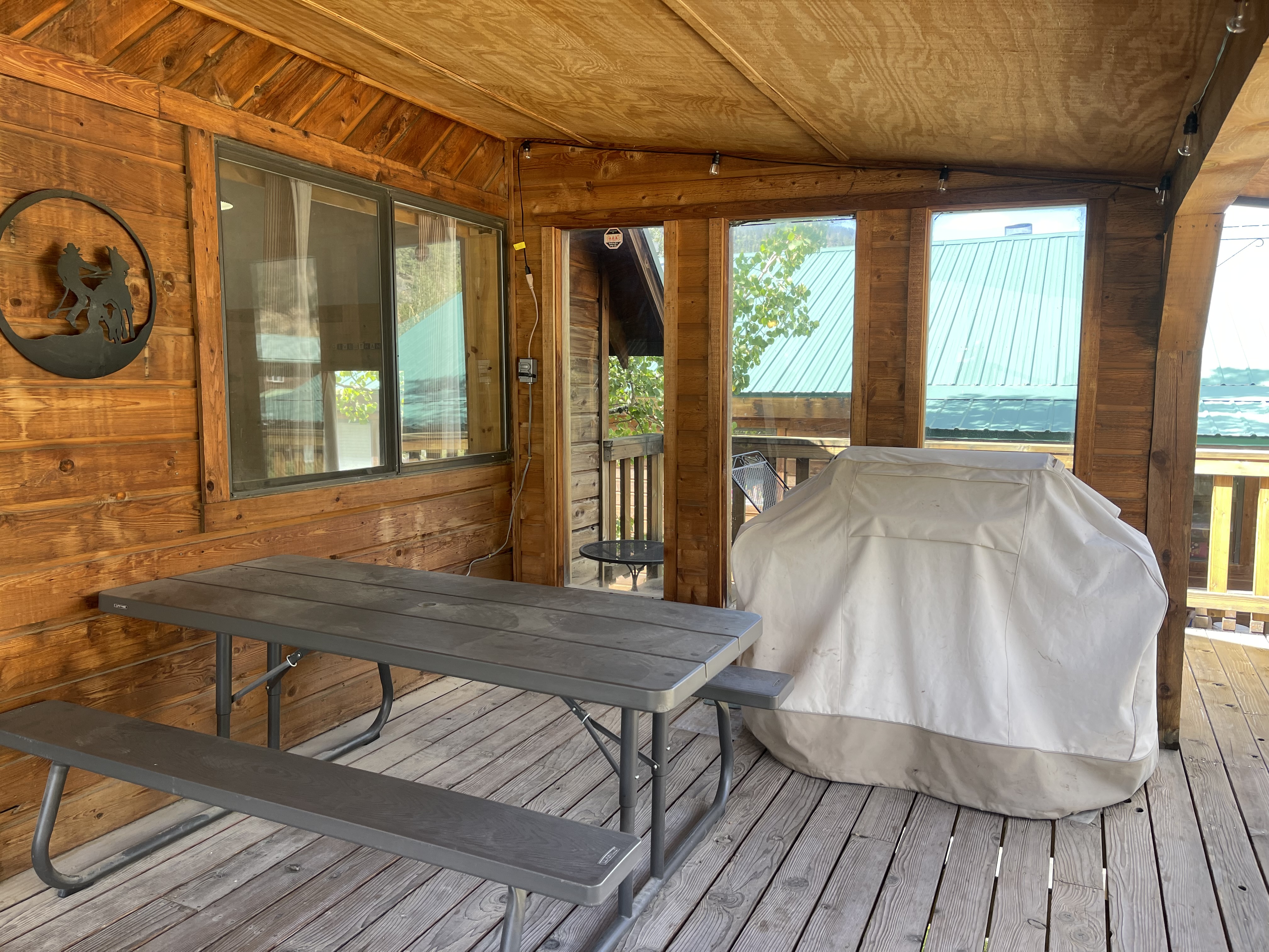 The Bunkhouse near the River