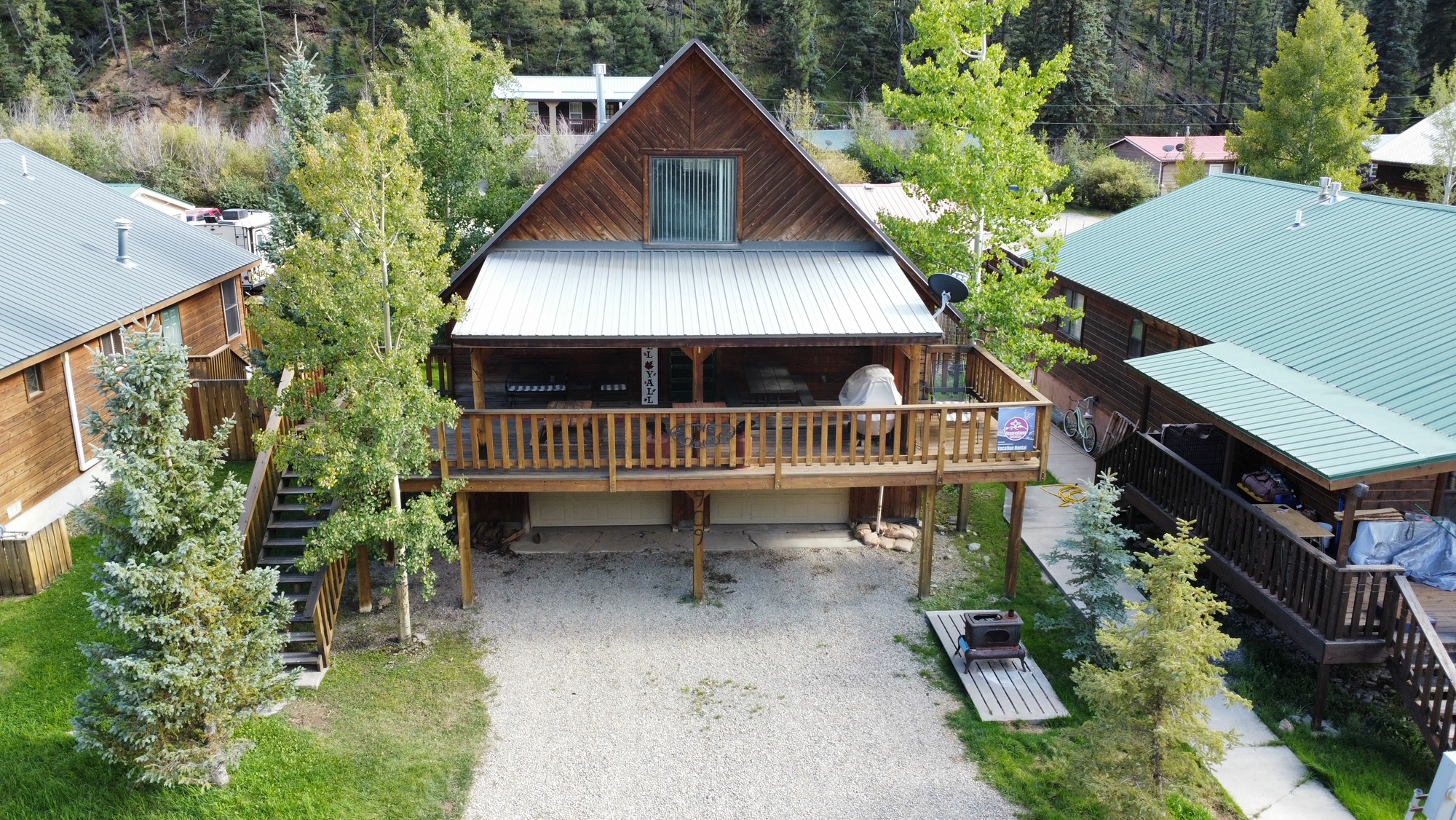 The Bunkhouse near the River