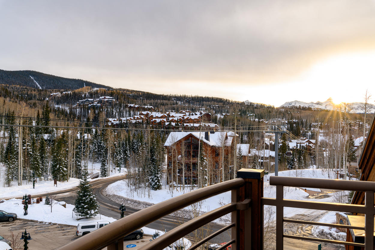 Overlook at Granita Penthouse Mountain Village Telluride